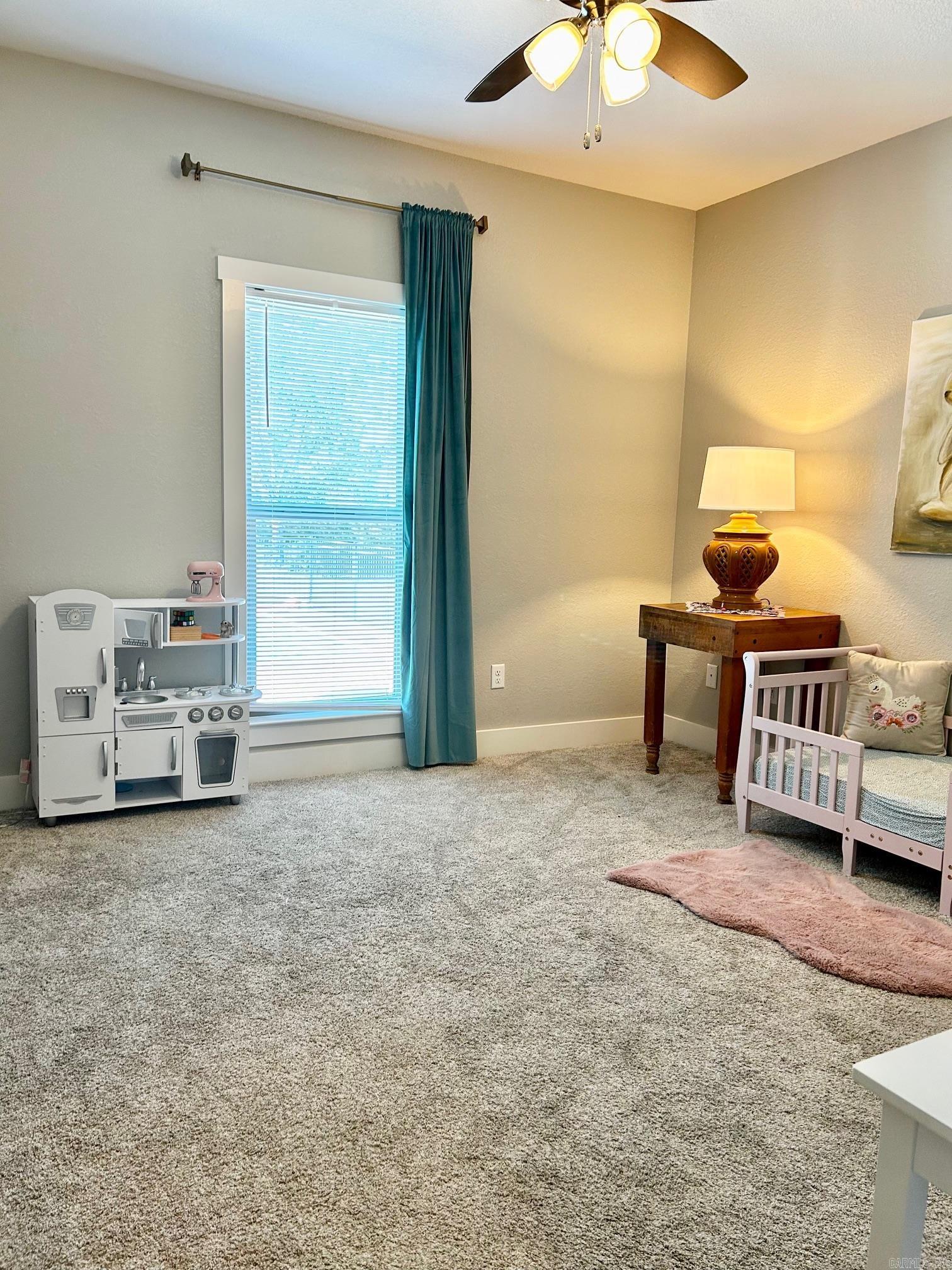 Oak View - Residential