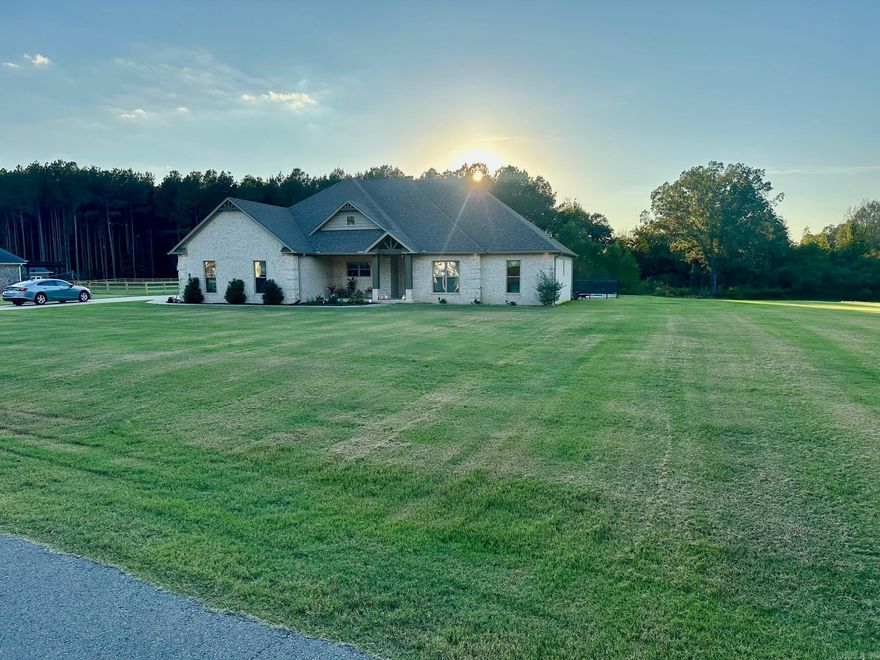 Located on a quiet street in Springhill, right by the elementary school just between Conway and Greenbrier! Eight minutes to the interstate! Home sits on a 1.5 acre lot giving you that quiet county setting in a busy world. Great back patio to relax by yourself or with great company. Saltwater pool that can provide years of entertainment. Cooled detached garage converted to office space great for working remote! Sellers are motivated and ready for this home to make beautiful memories for the next owners.