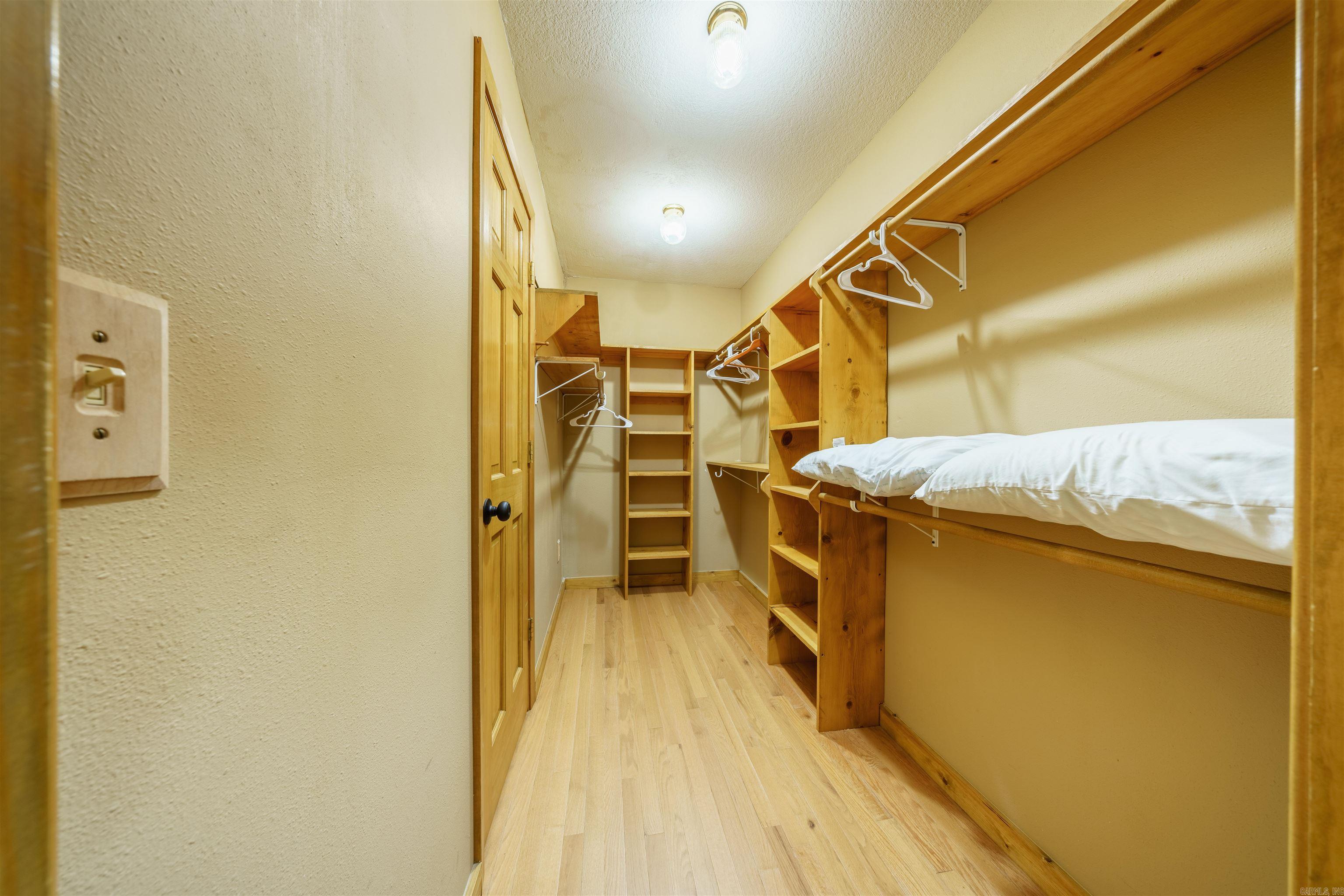 COLLIETOWN SUB - Residential
