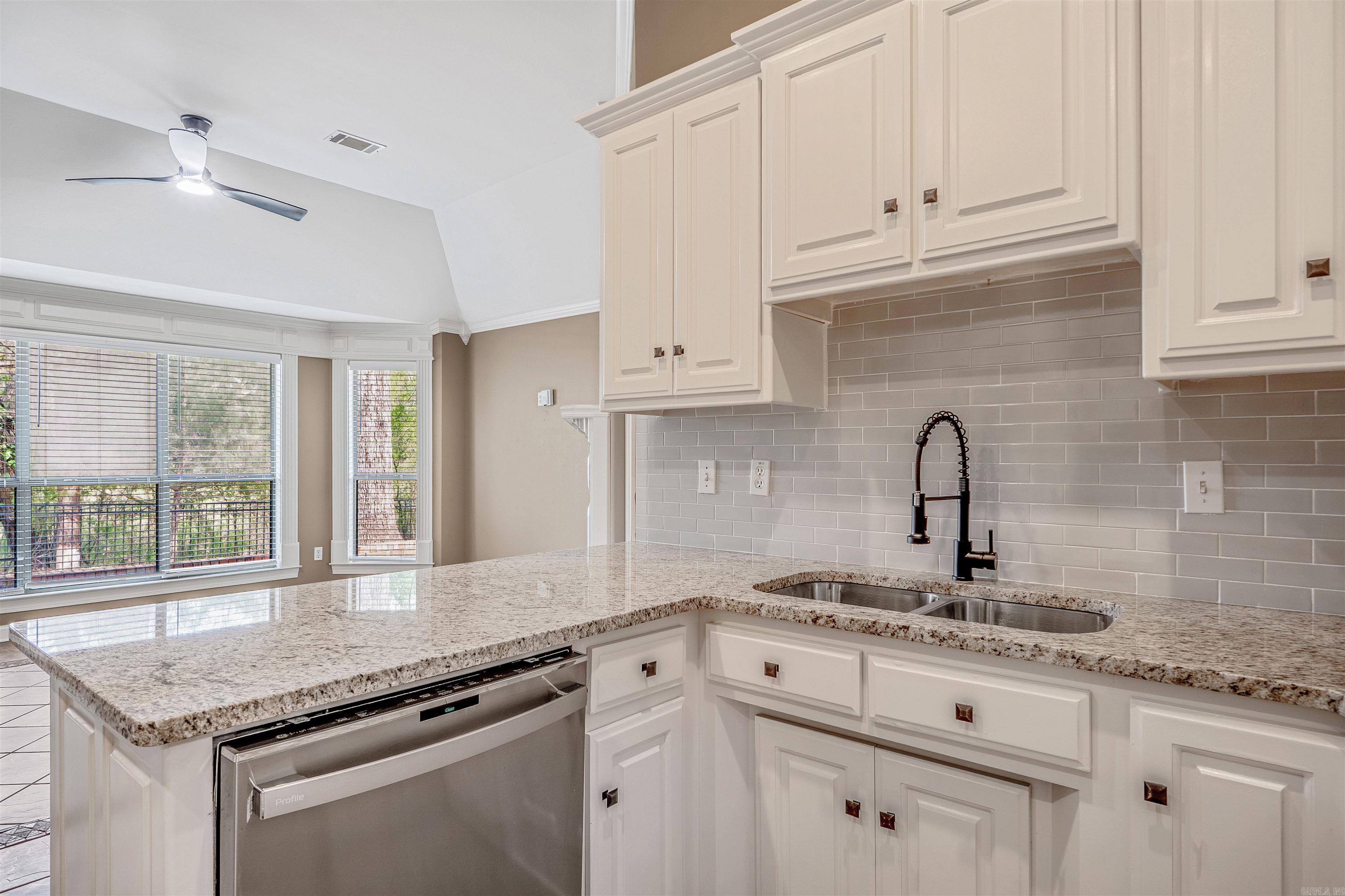 COUNTRY CLUB OF ARK PH 19 - Residential