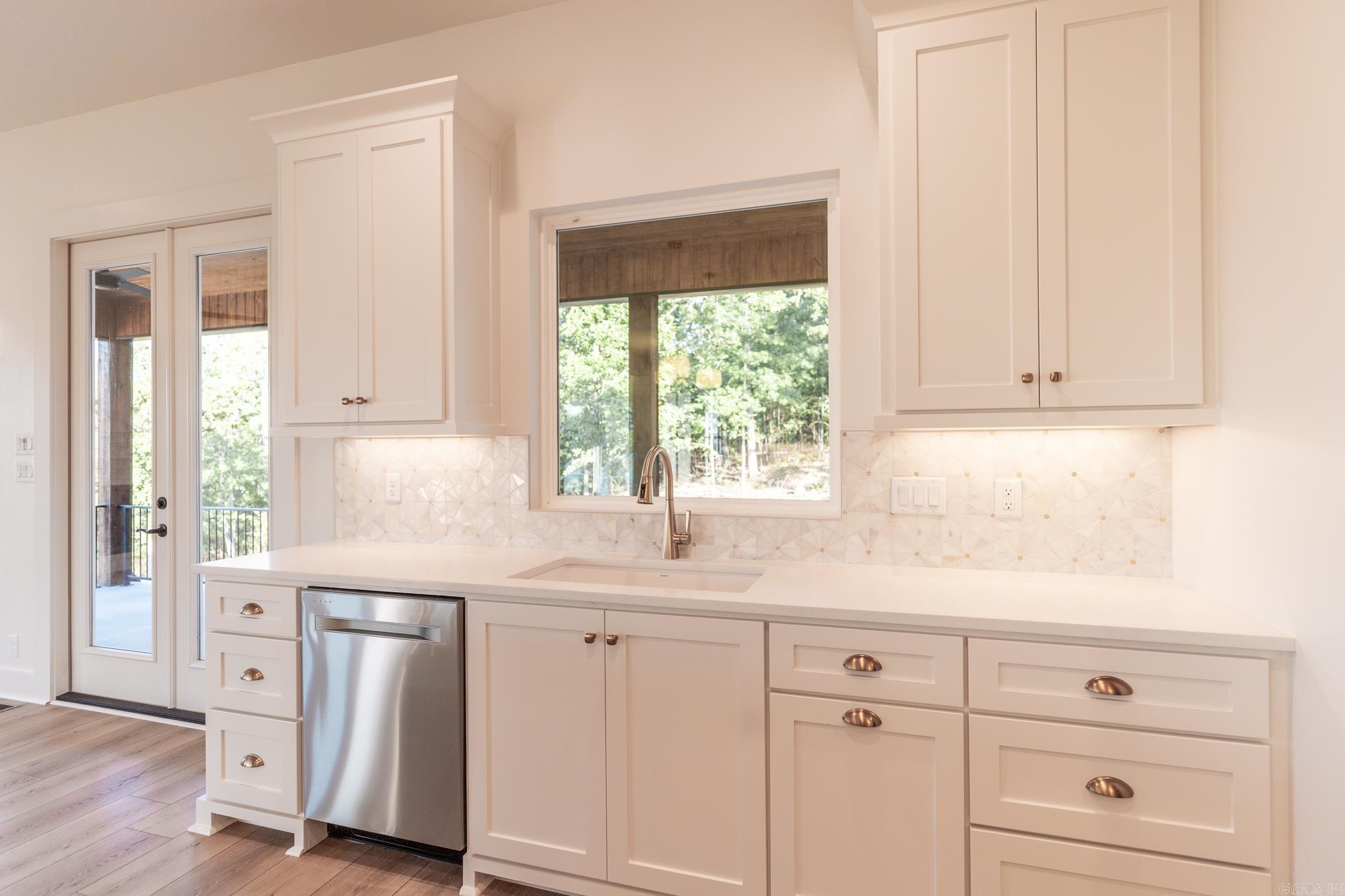 WATERVIEW ESTATES - Residential