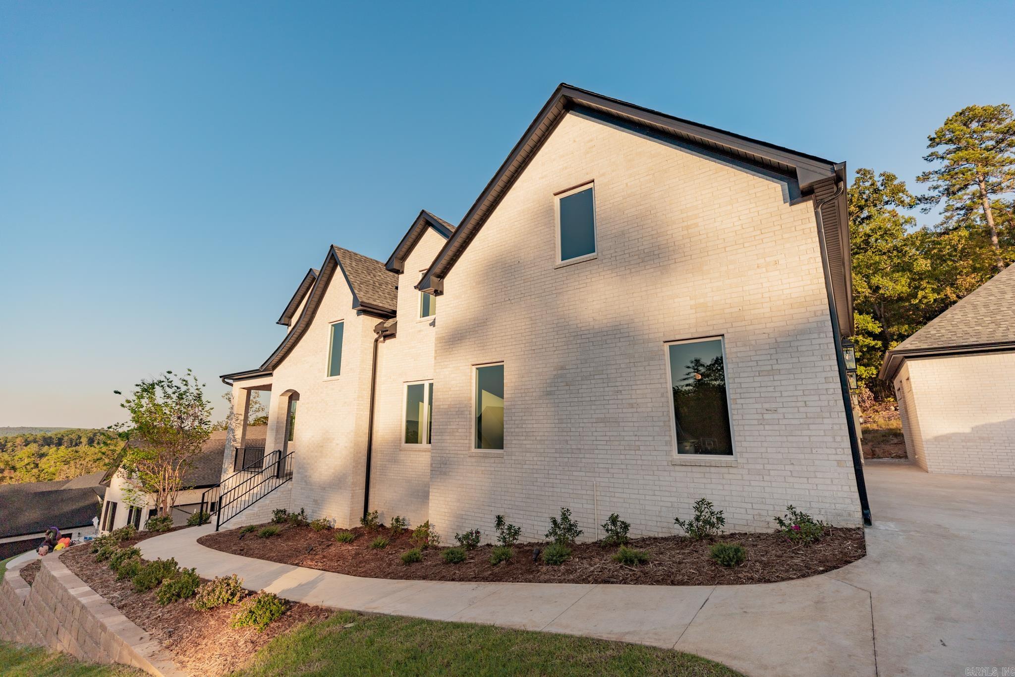 WATERVIEW ESTATES - Residential