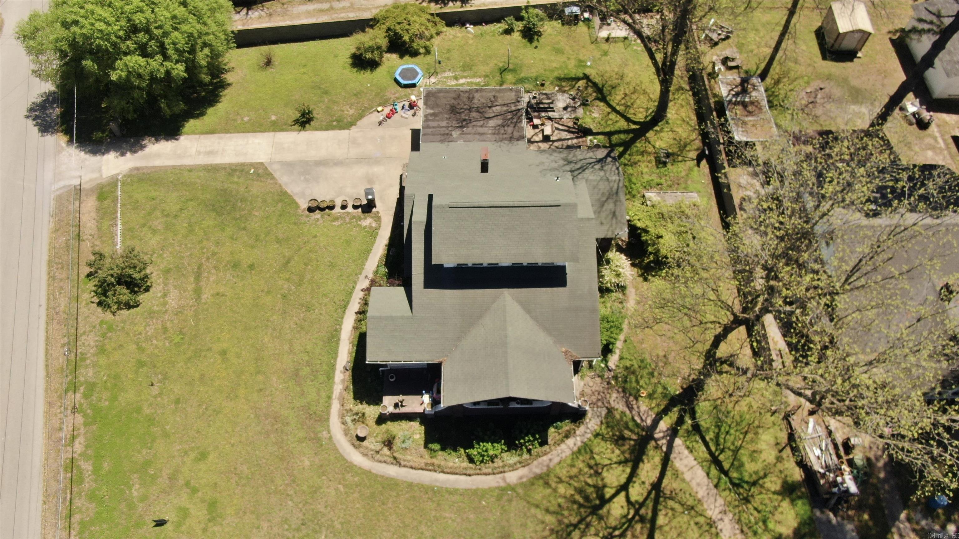 HARRY LEE - Residential