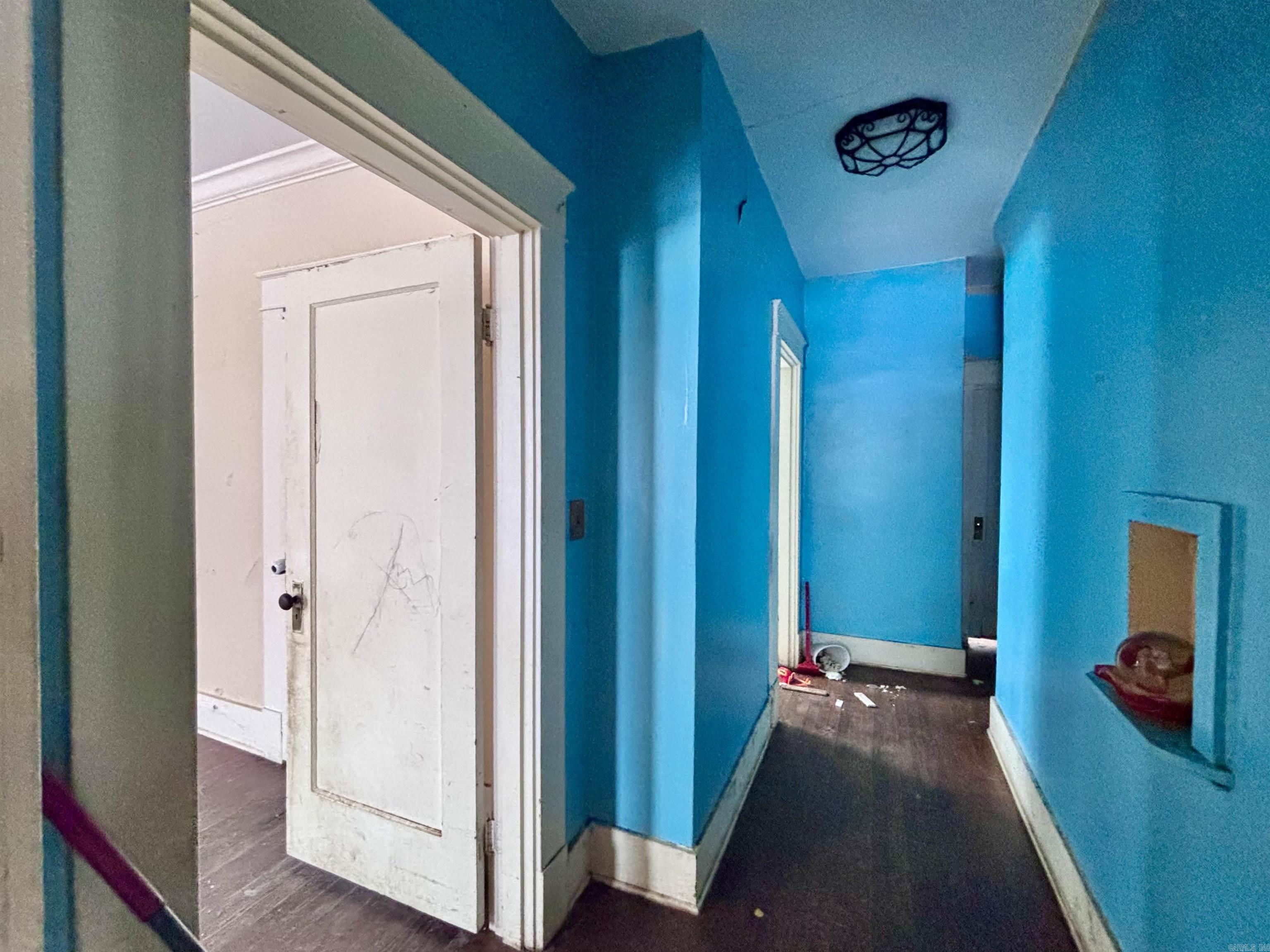 HARRY LEE - Residential