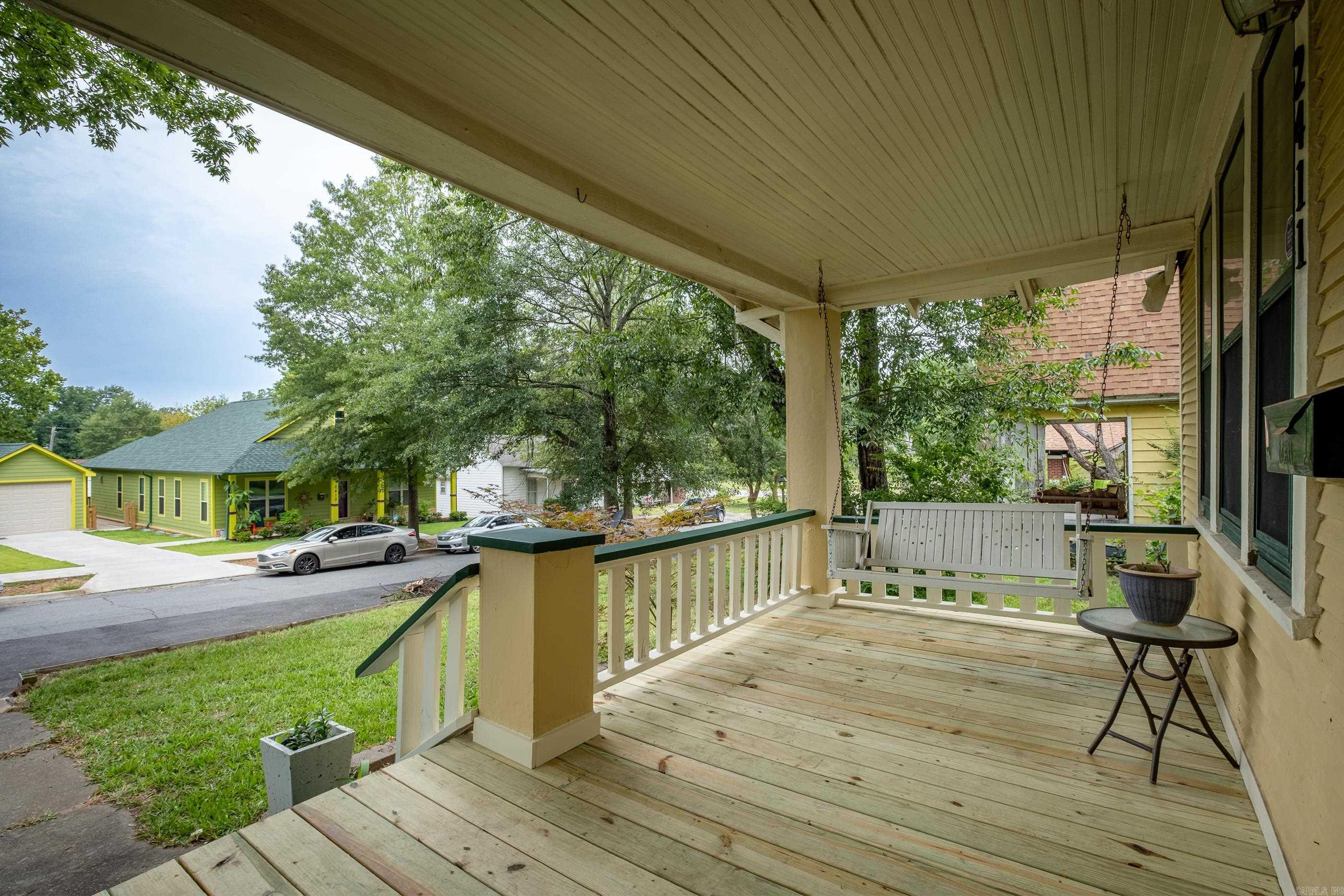 Weldon E Wrights - Residential