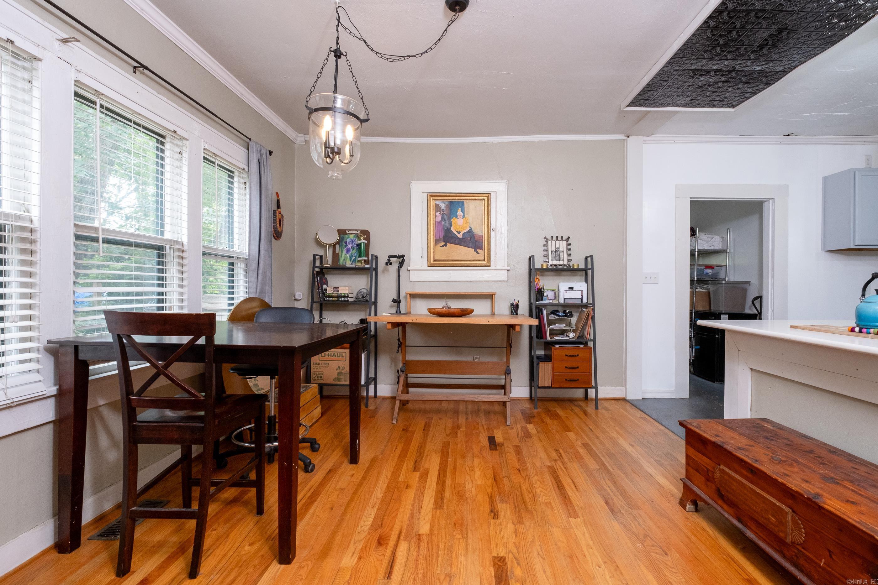 Weldon E Wrights - Residential