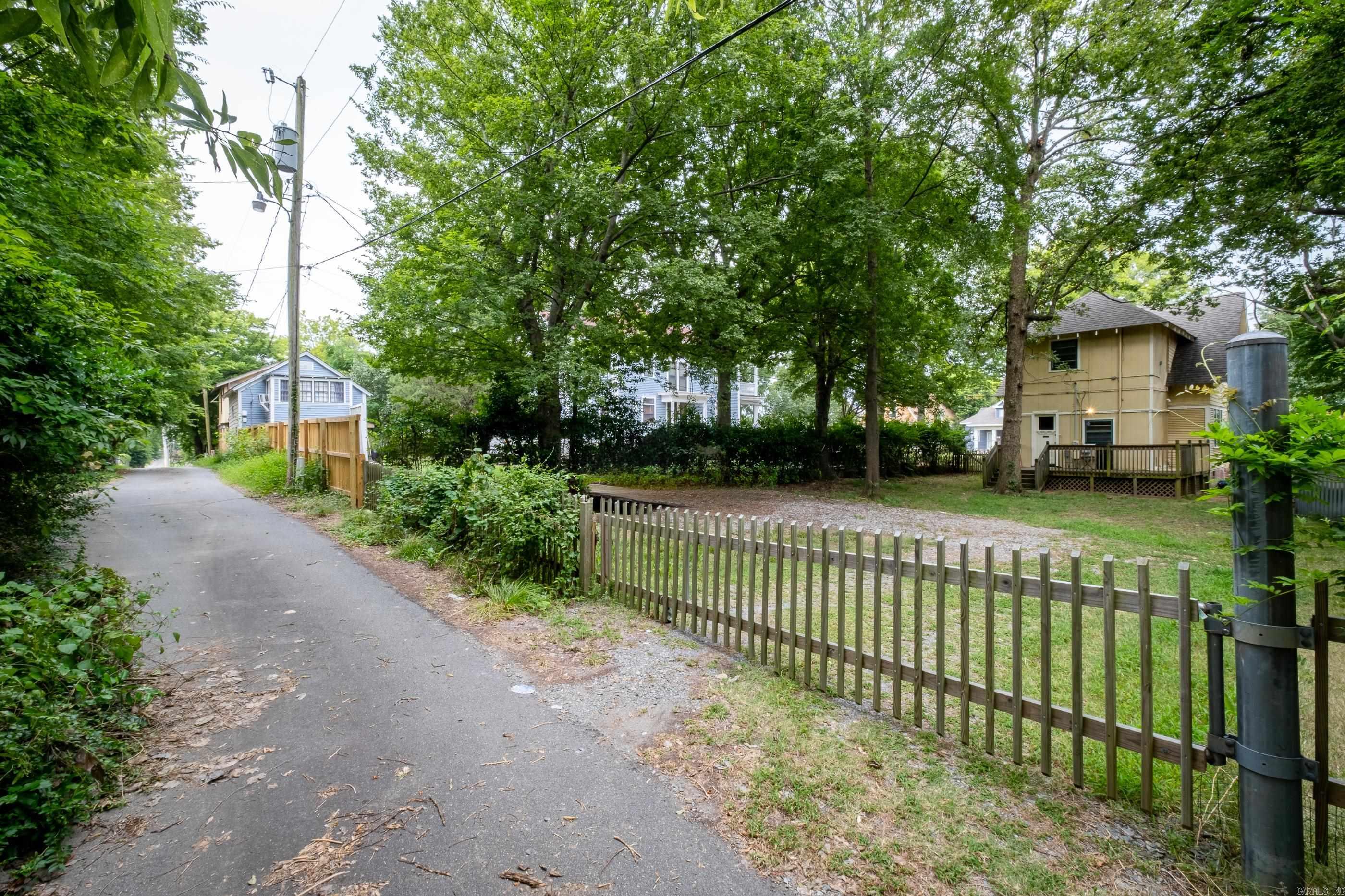 Weldon E Wrights - Residential