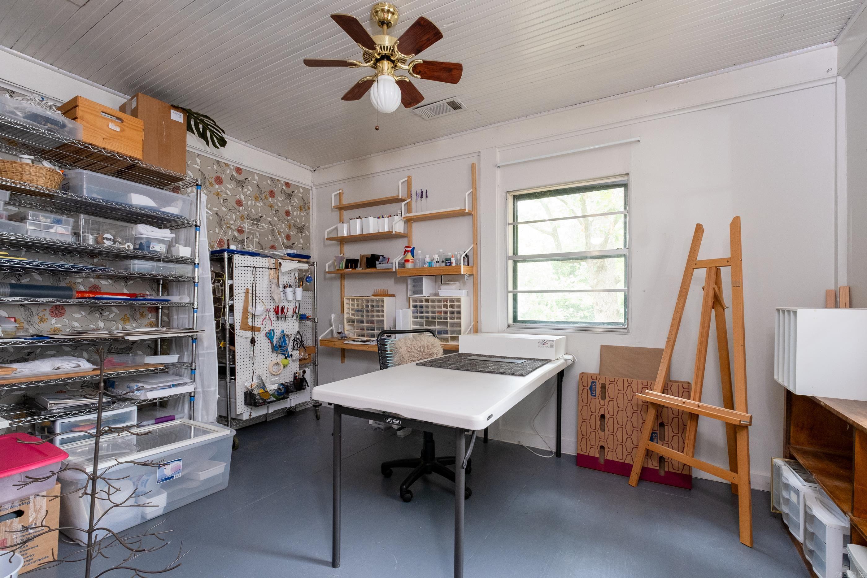 Weldon E Wrights - Residential