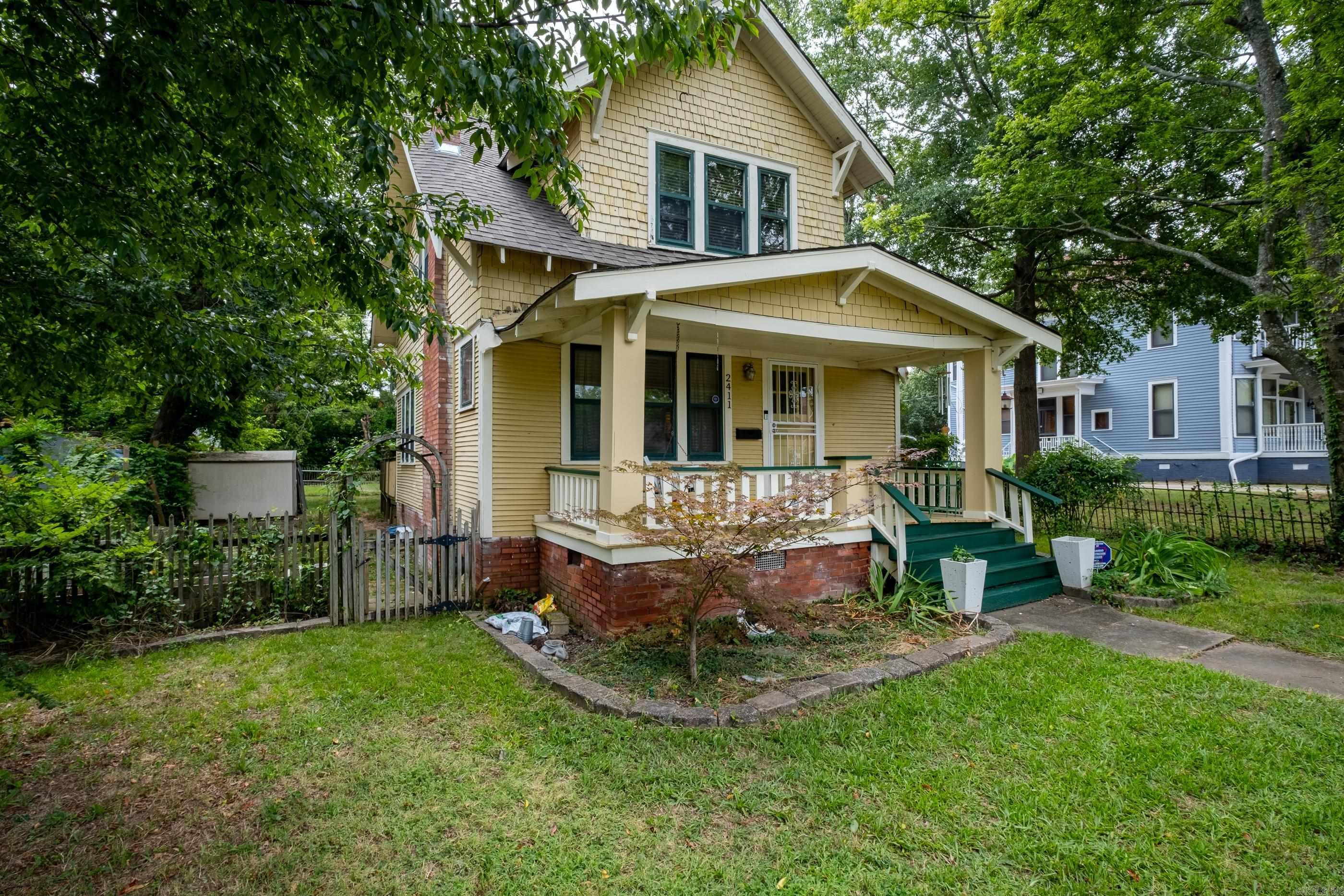 Weldon E Wrights - Residential