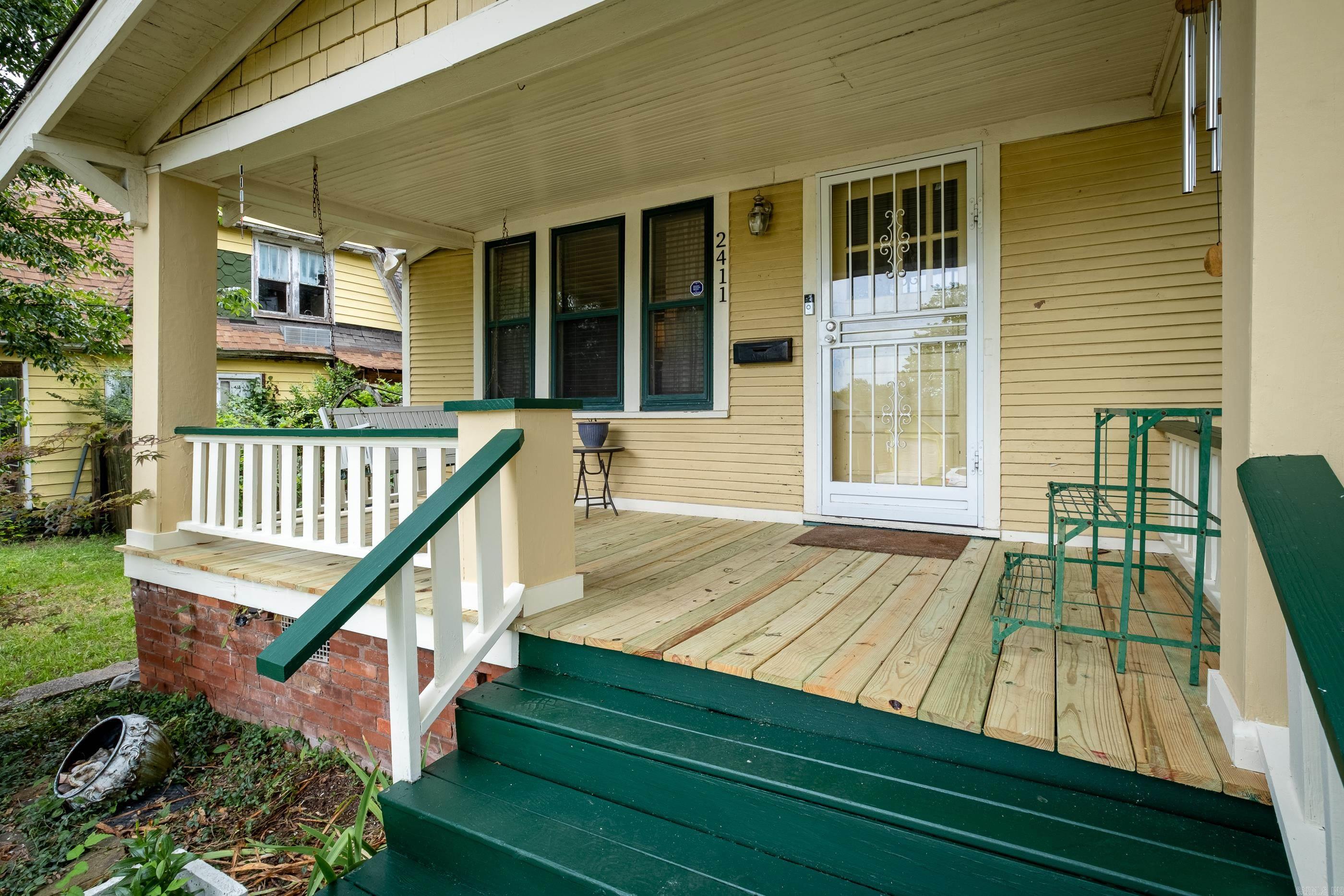 Weldon E Wrights - Residential