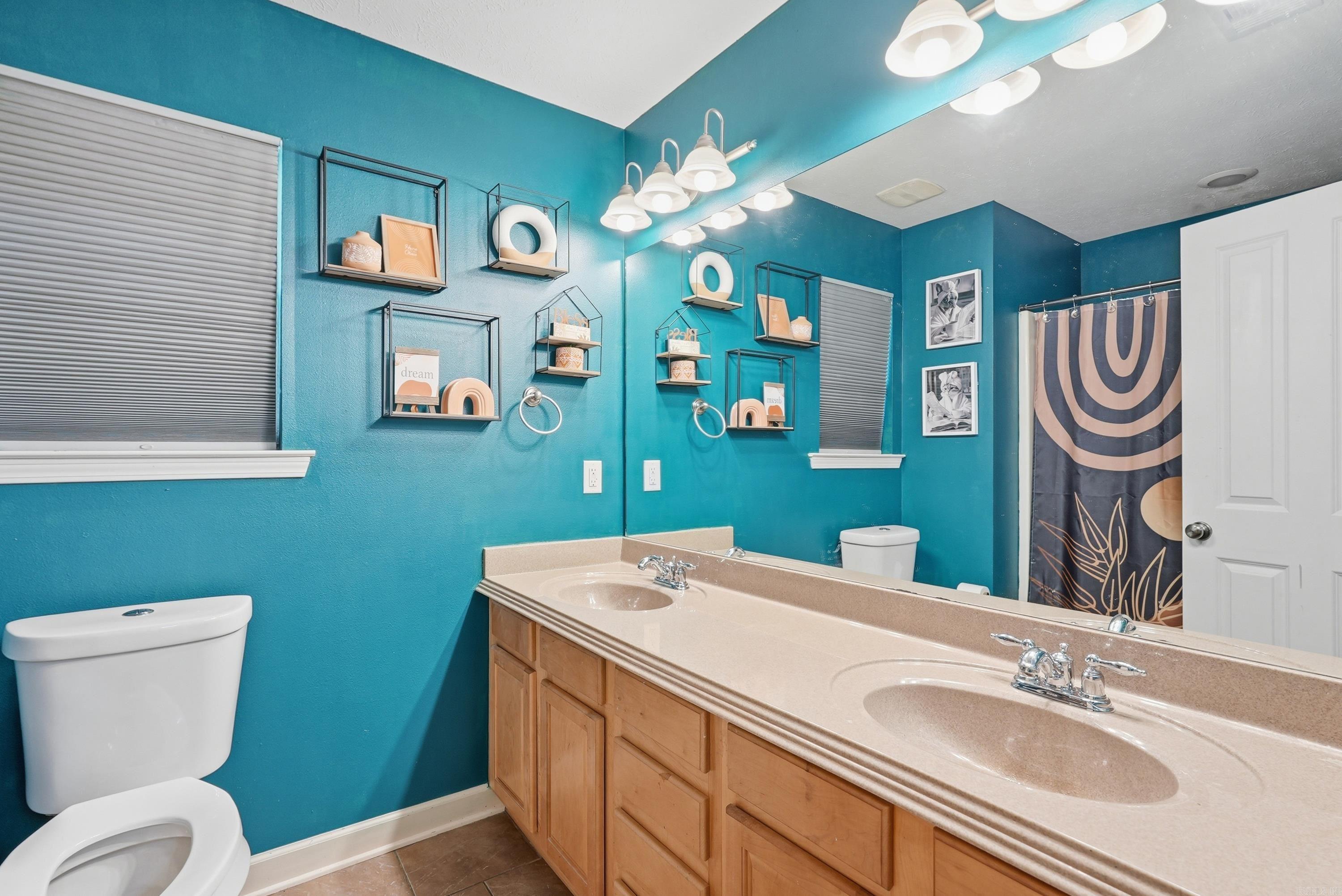 BRENTWOOD - Residential