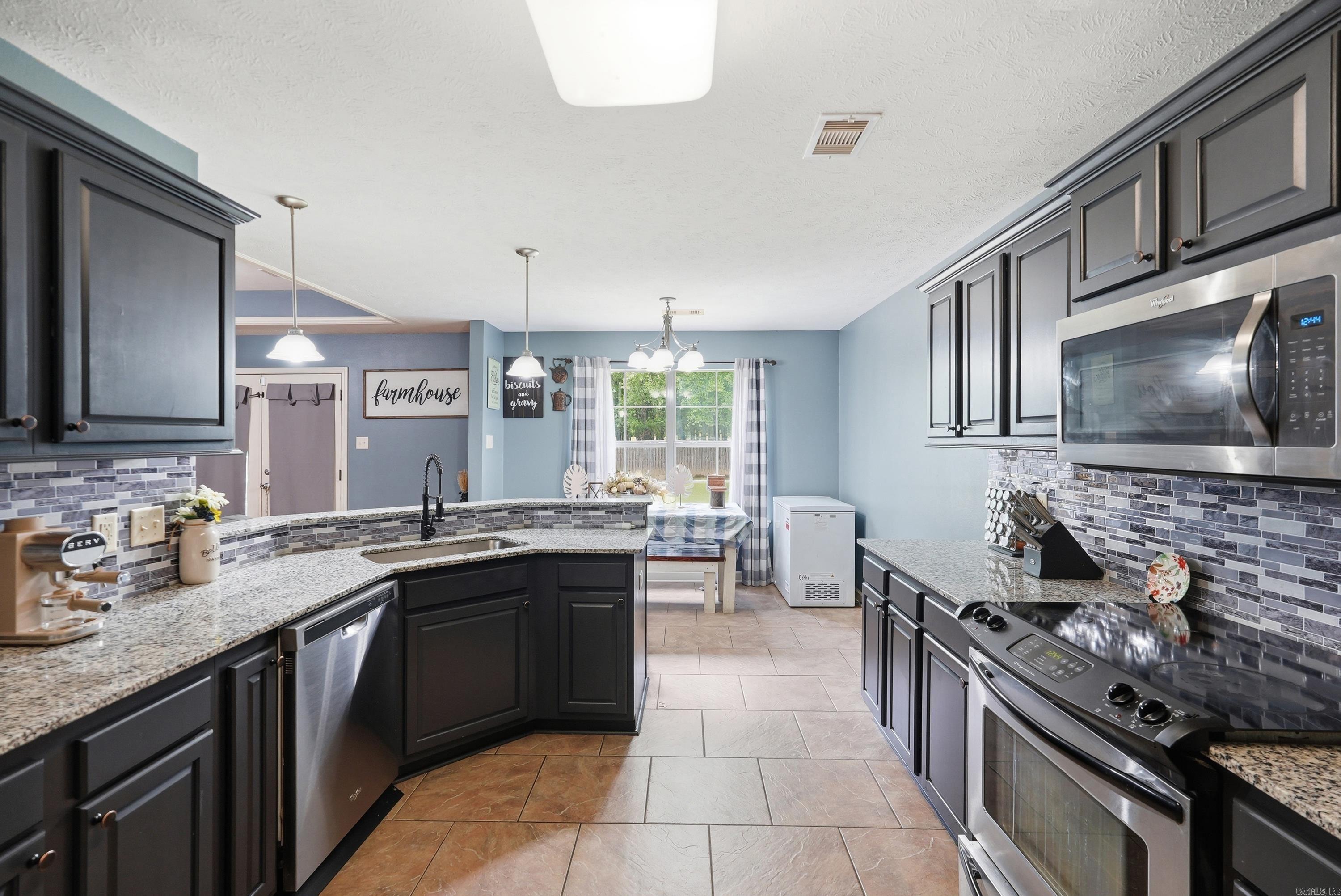 BRENTWOOD - Residential