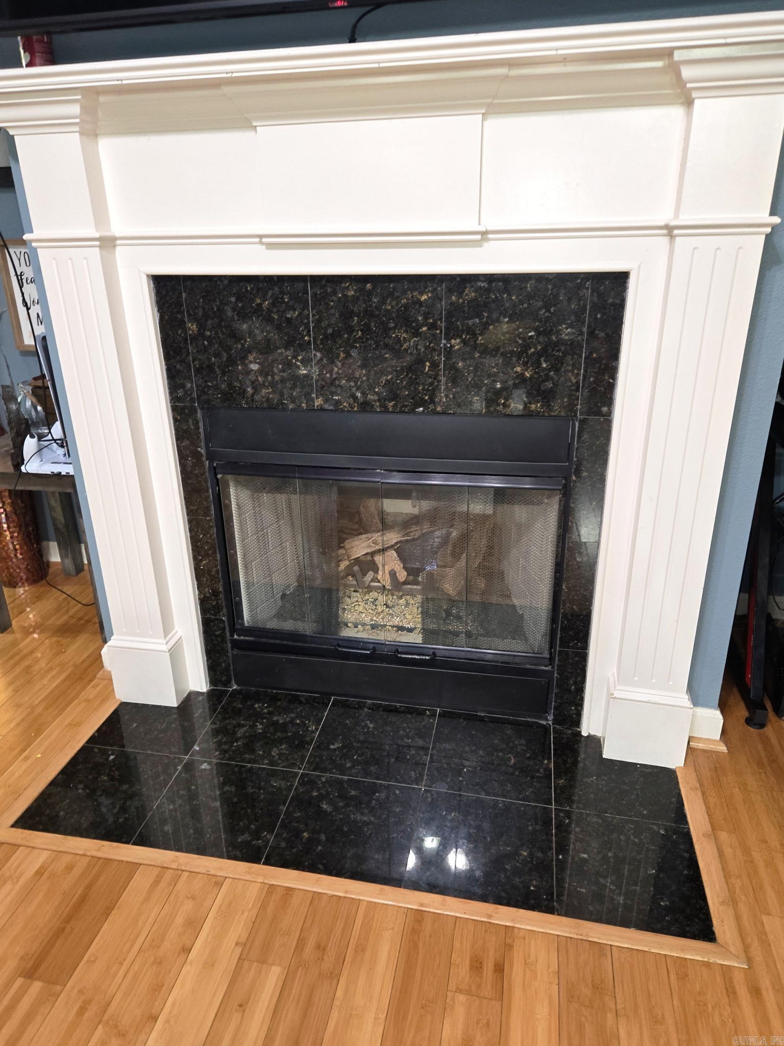 BRENTWOOD - Residential