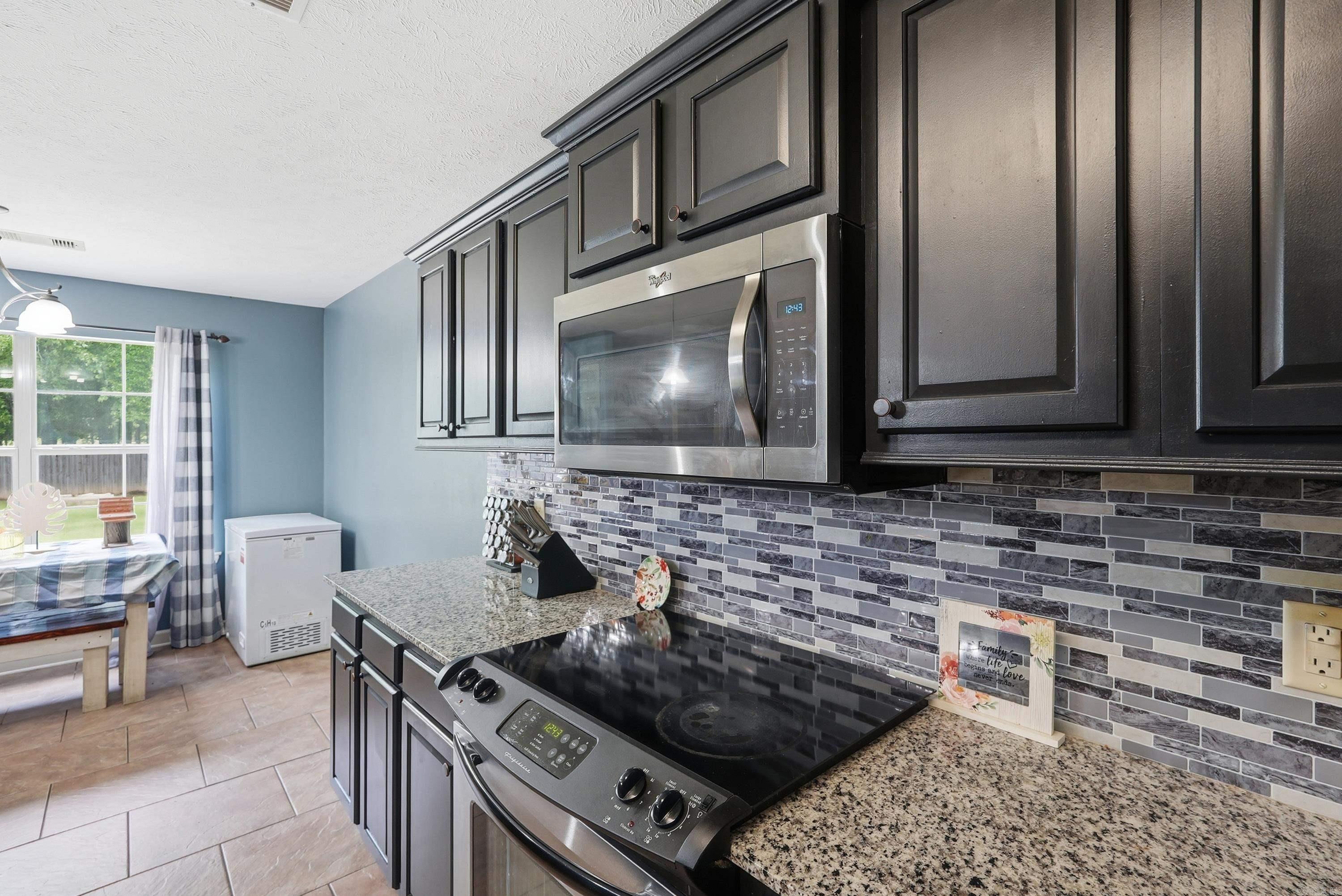 BRENTWOOD - Residential
