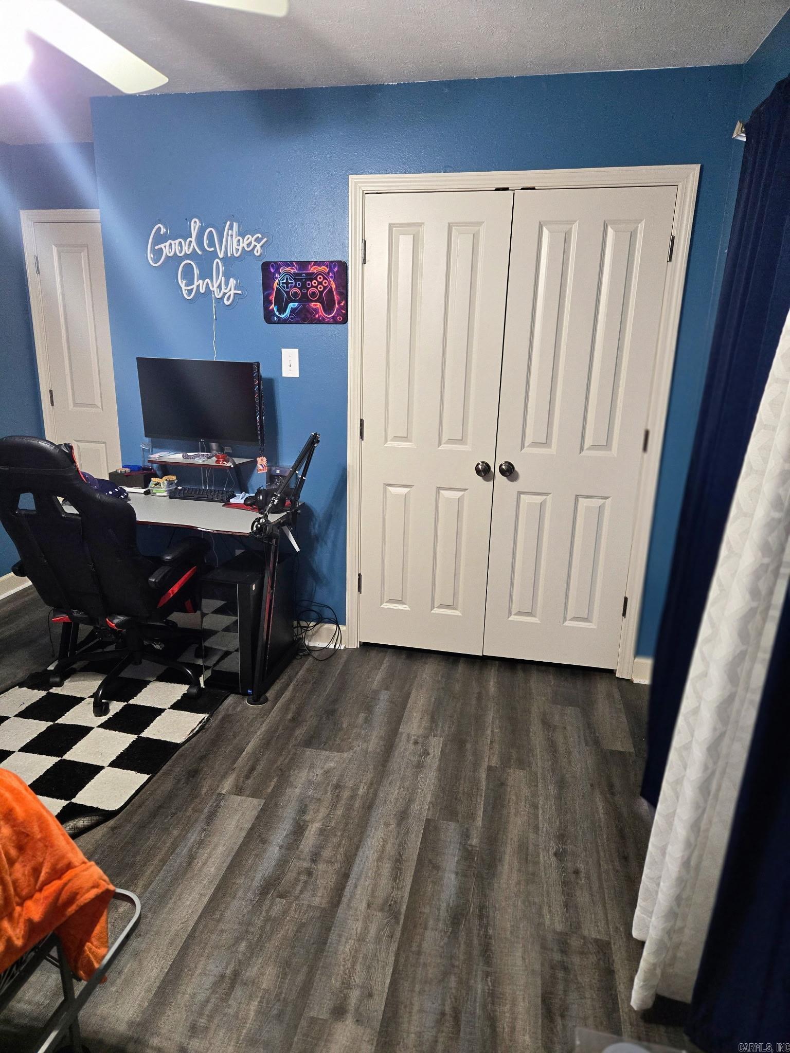 BRENTWOOD - Residential