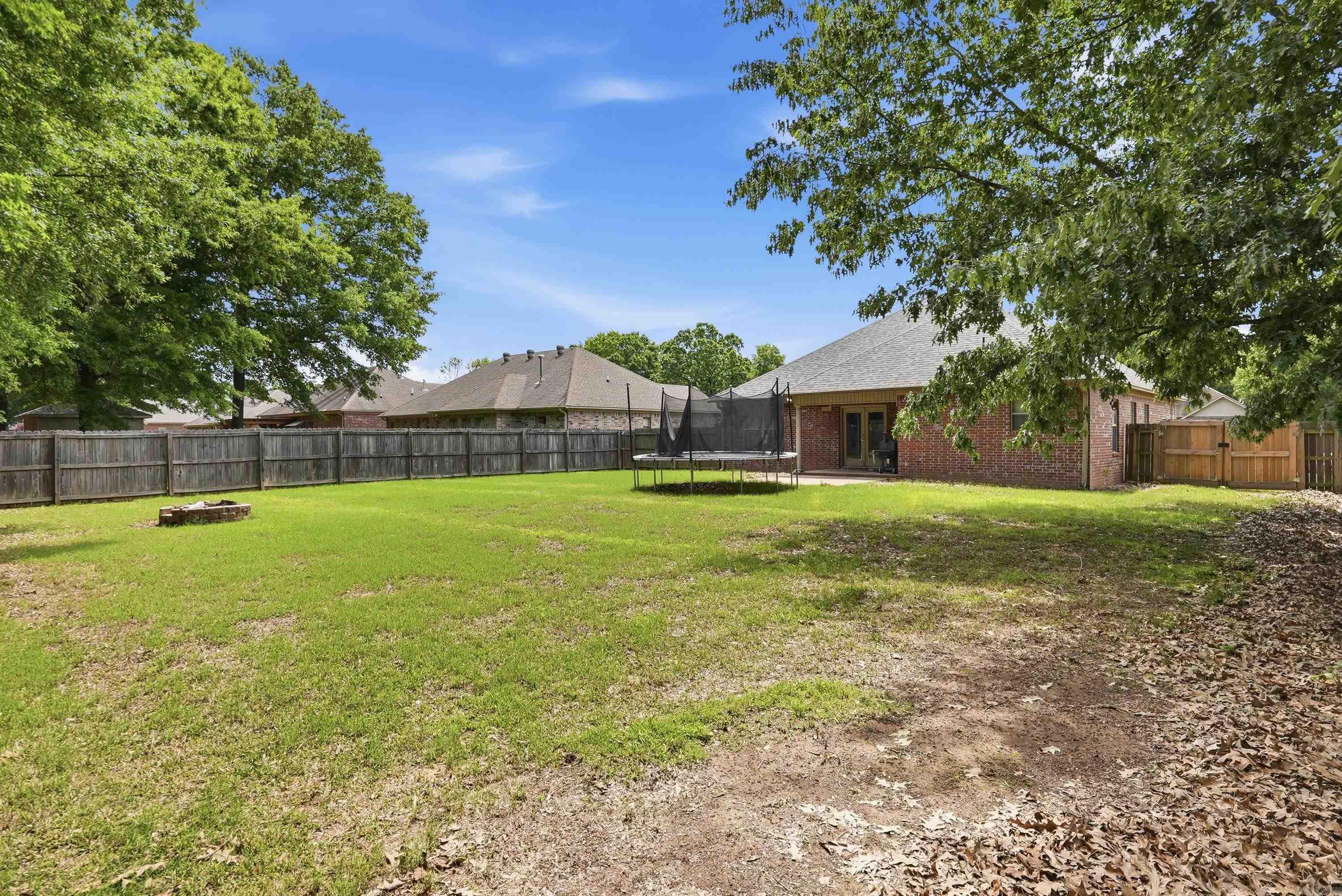 BRENTWOOD - Residential