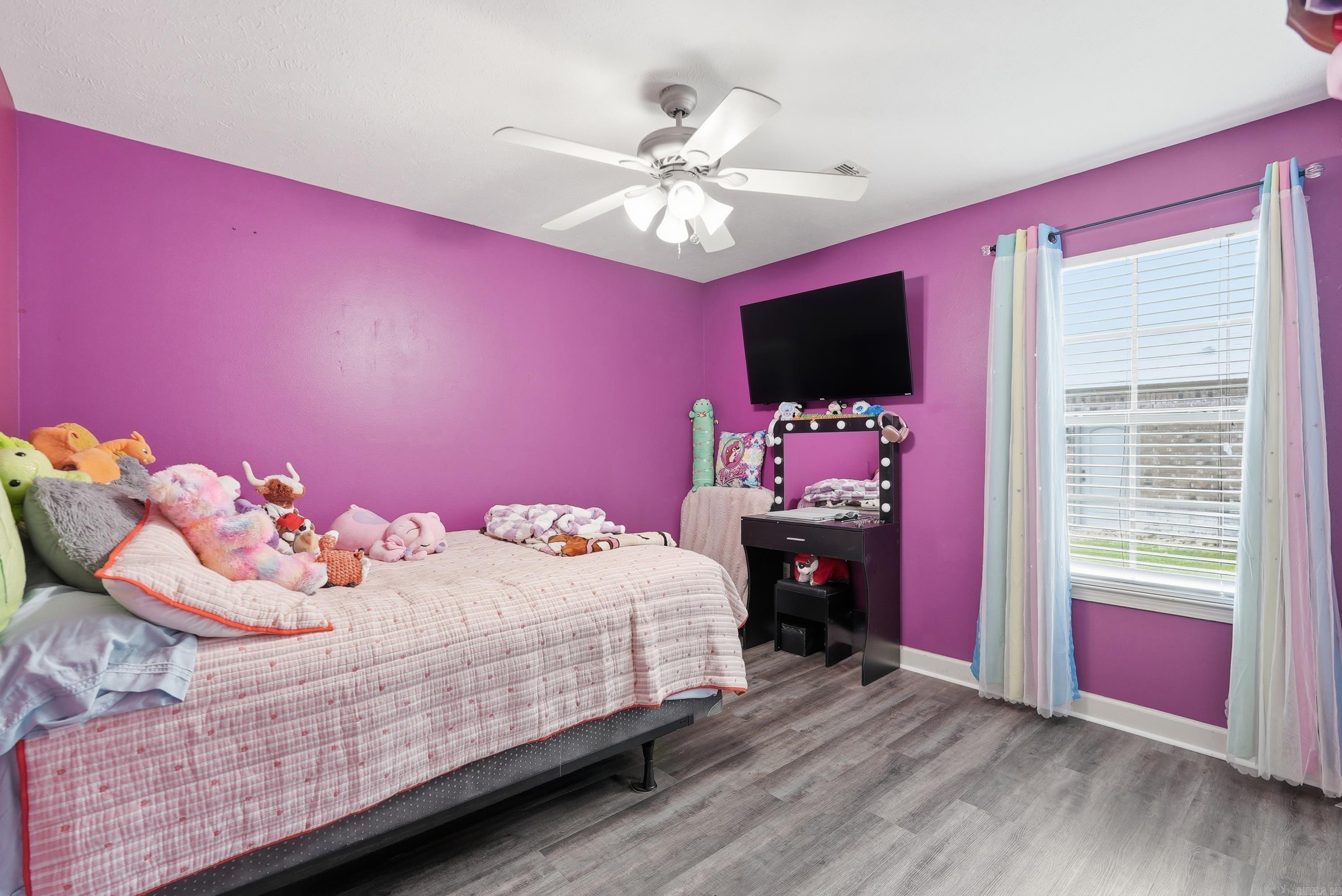 BRENTWOOD - Residential