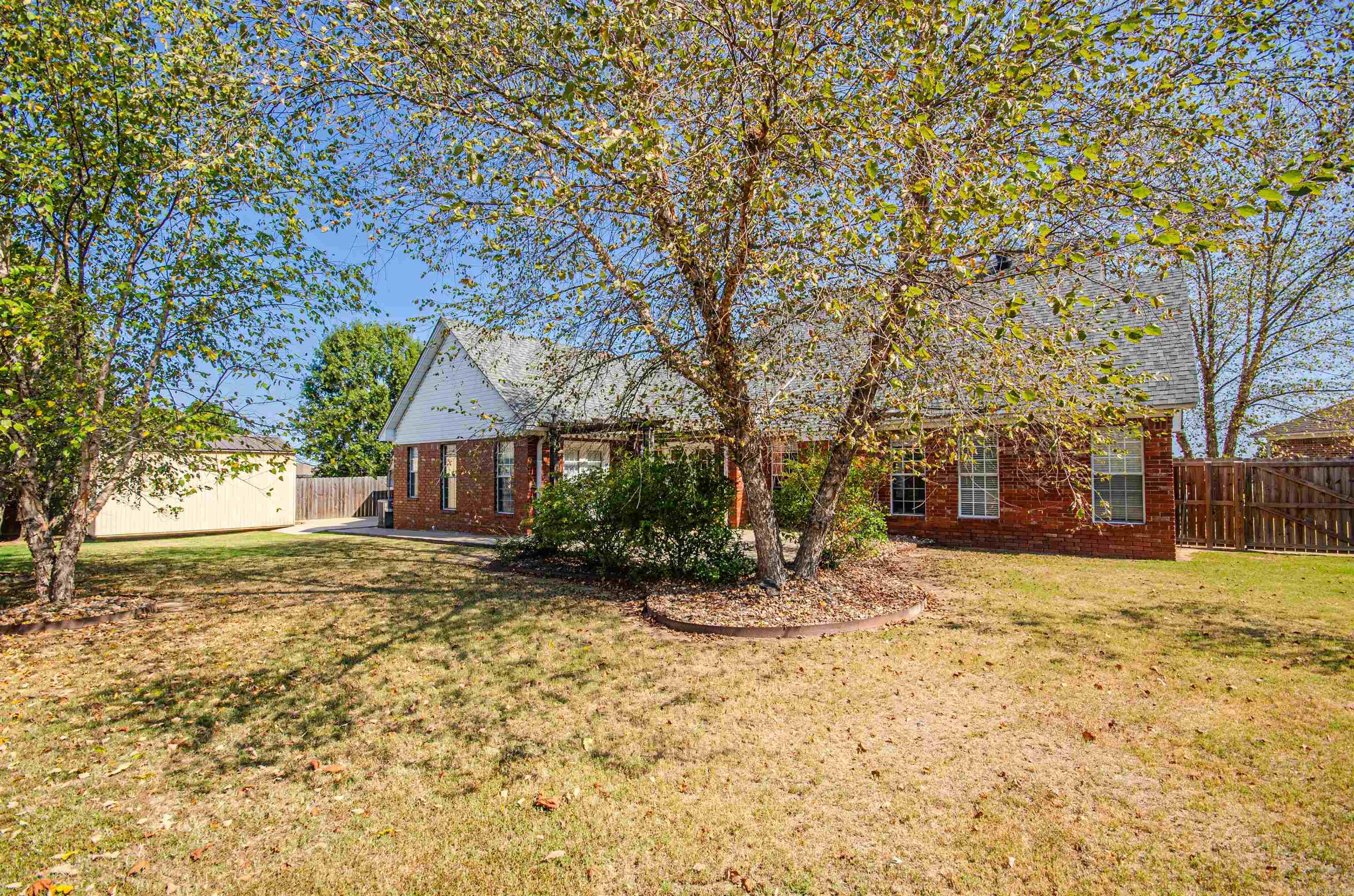 SPRING VALLEY - Residential