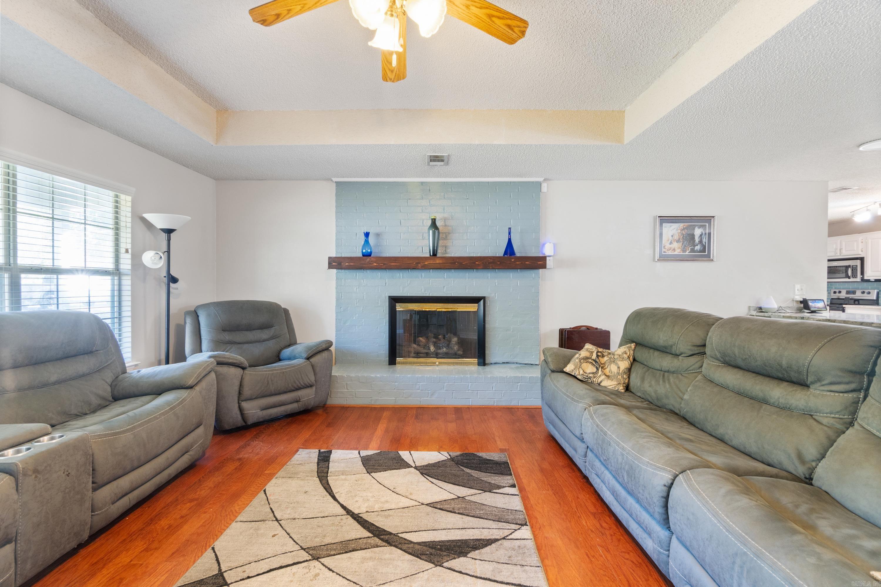 Lone Oak - Residential