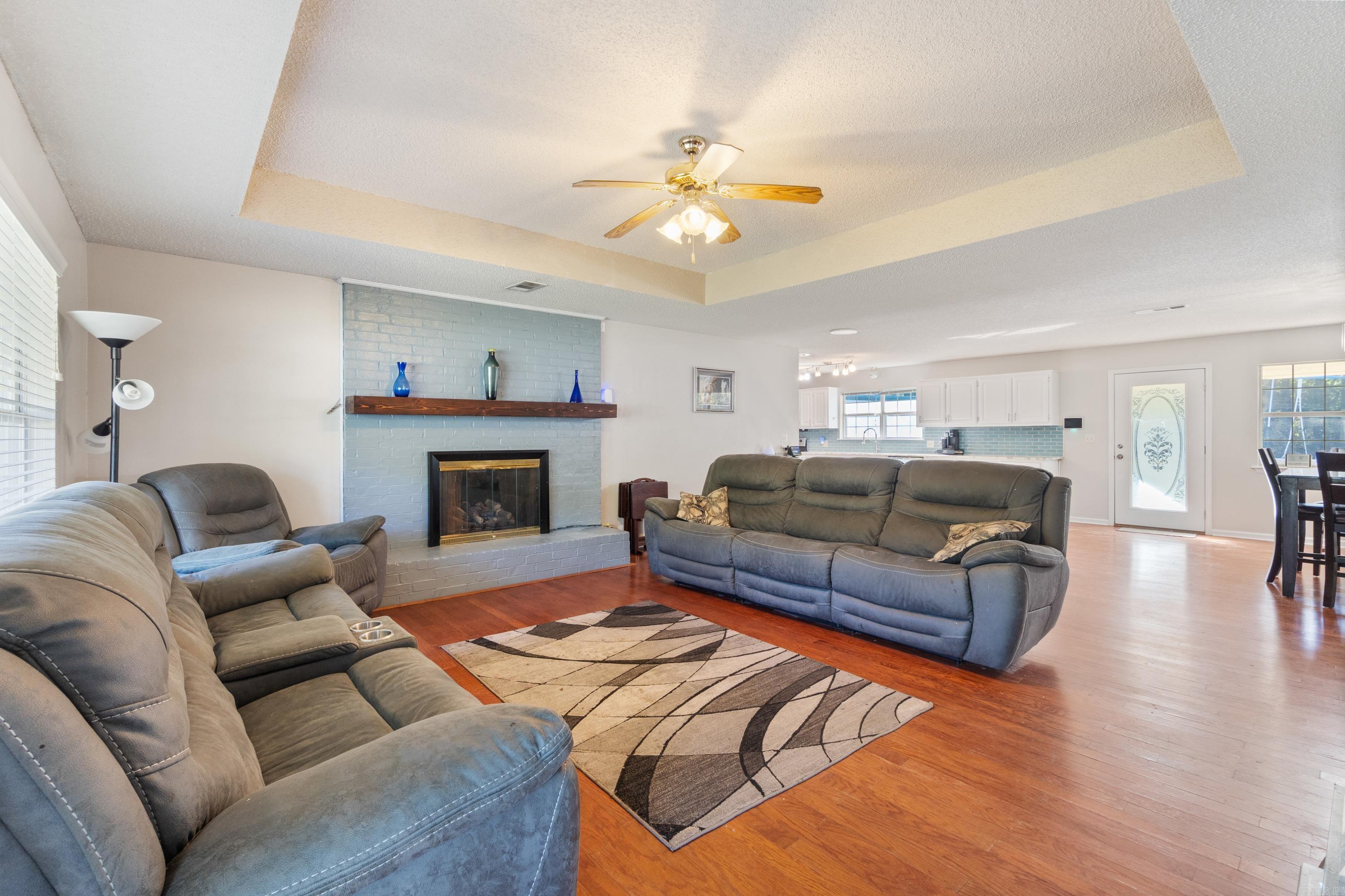 Lone Oak - Residential