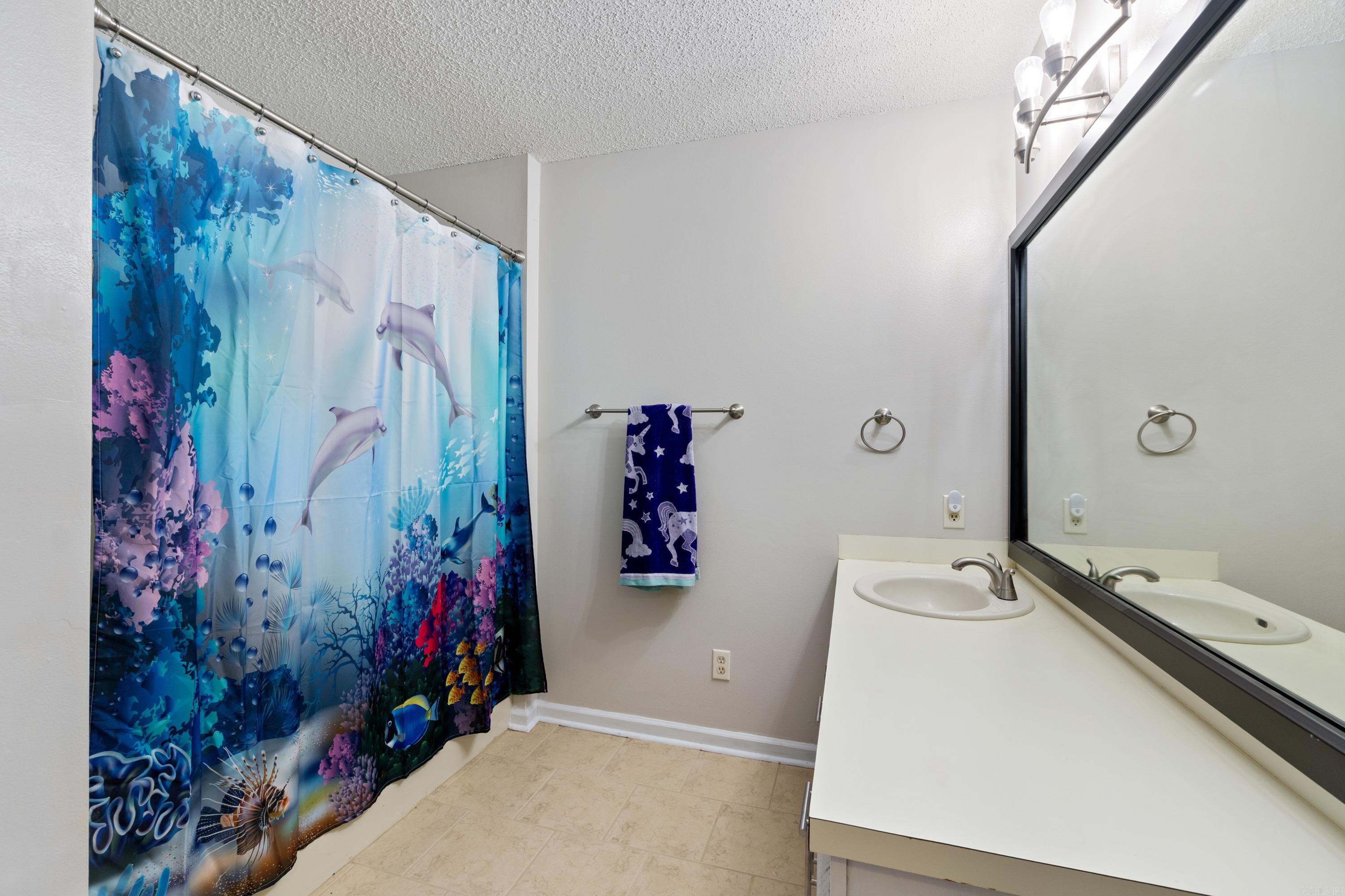 Lone Oak - Residential