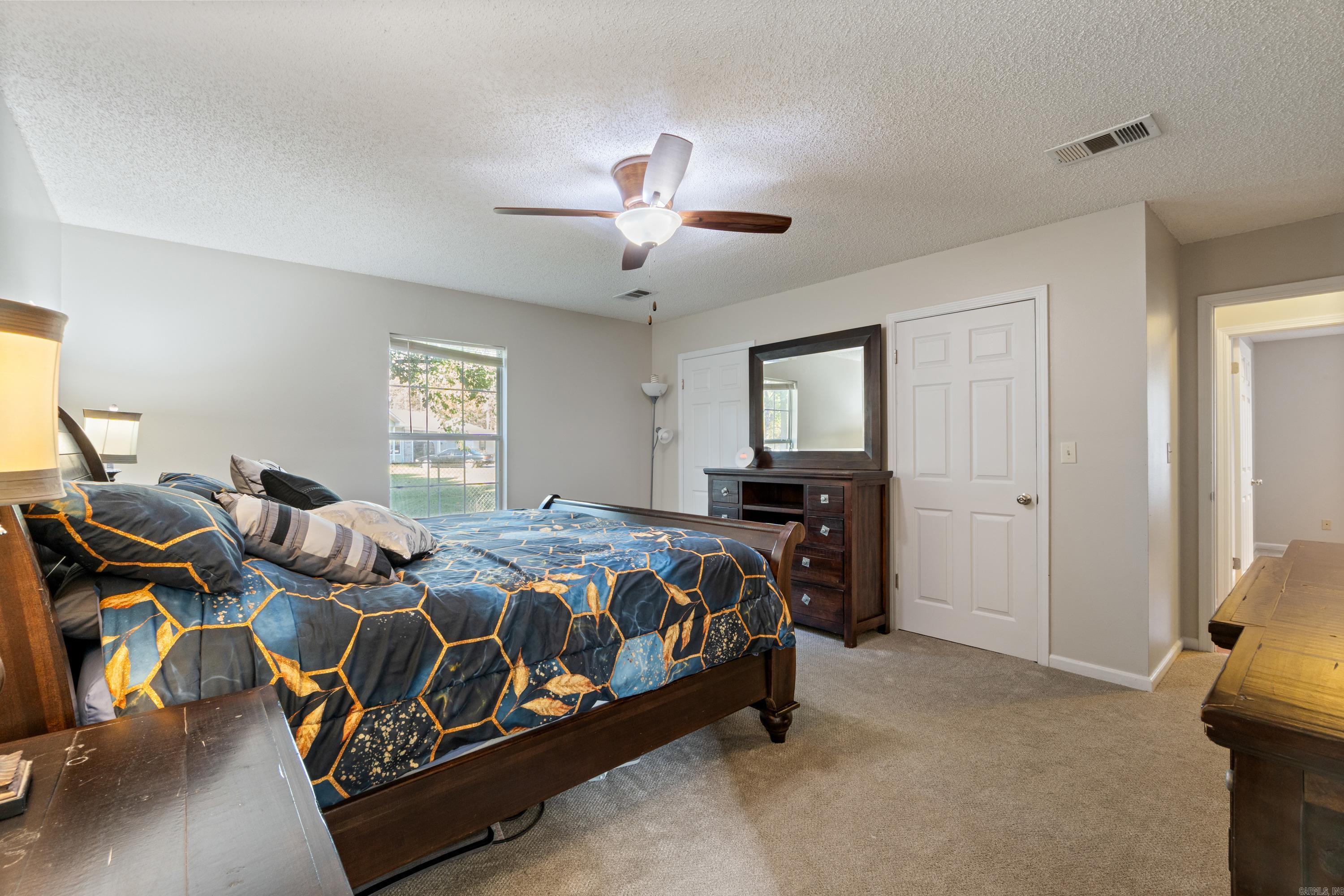 Lone Oak - Residential