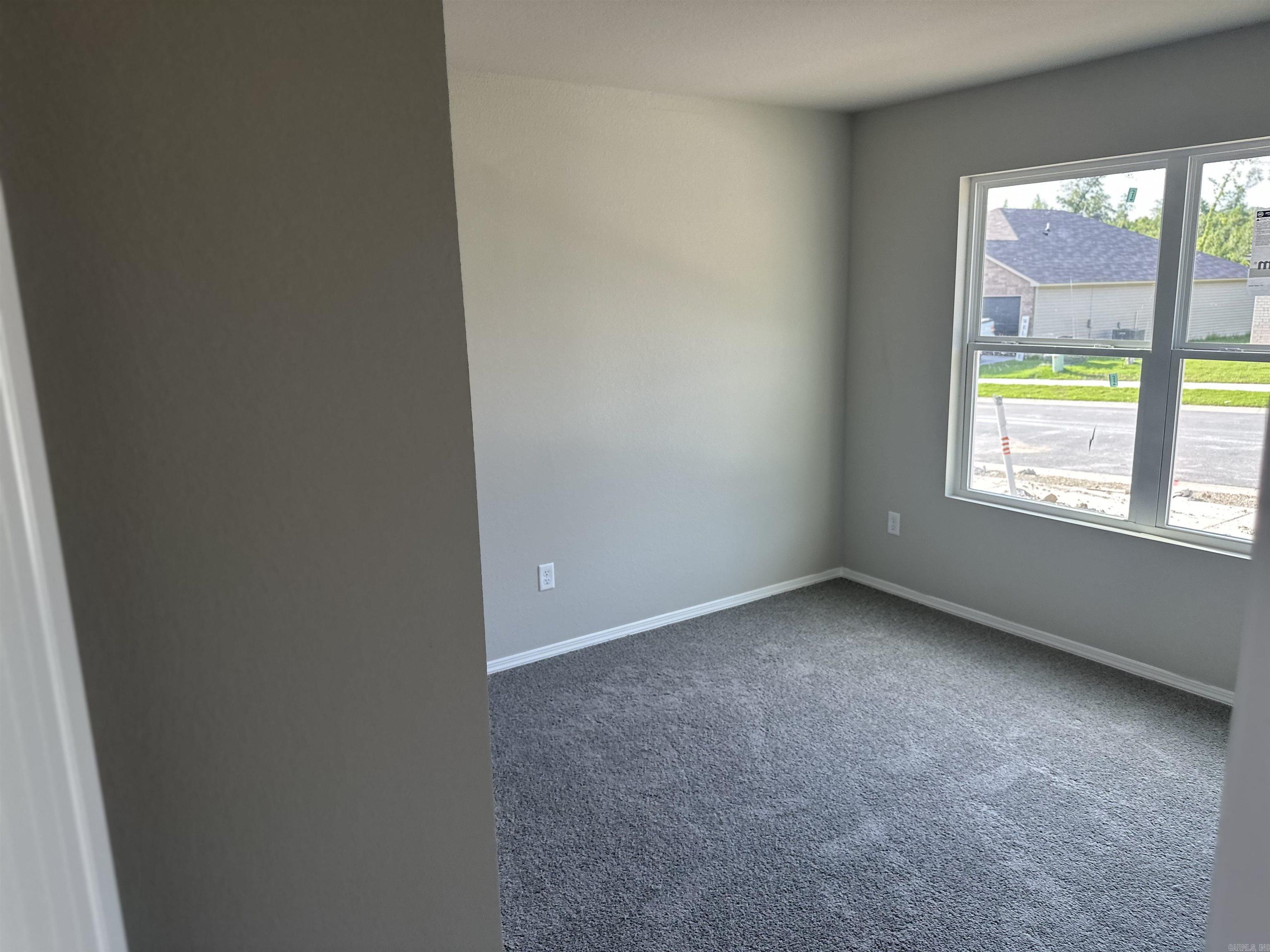 HILLDALE CROSSING - Residential