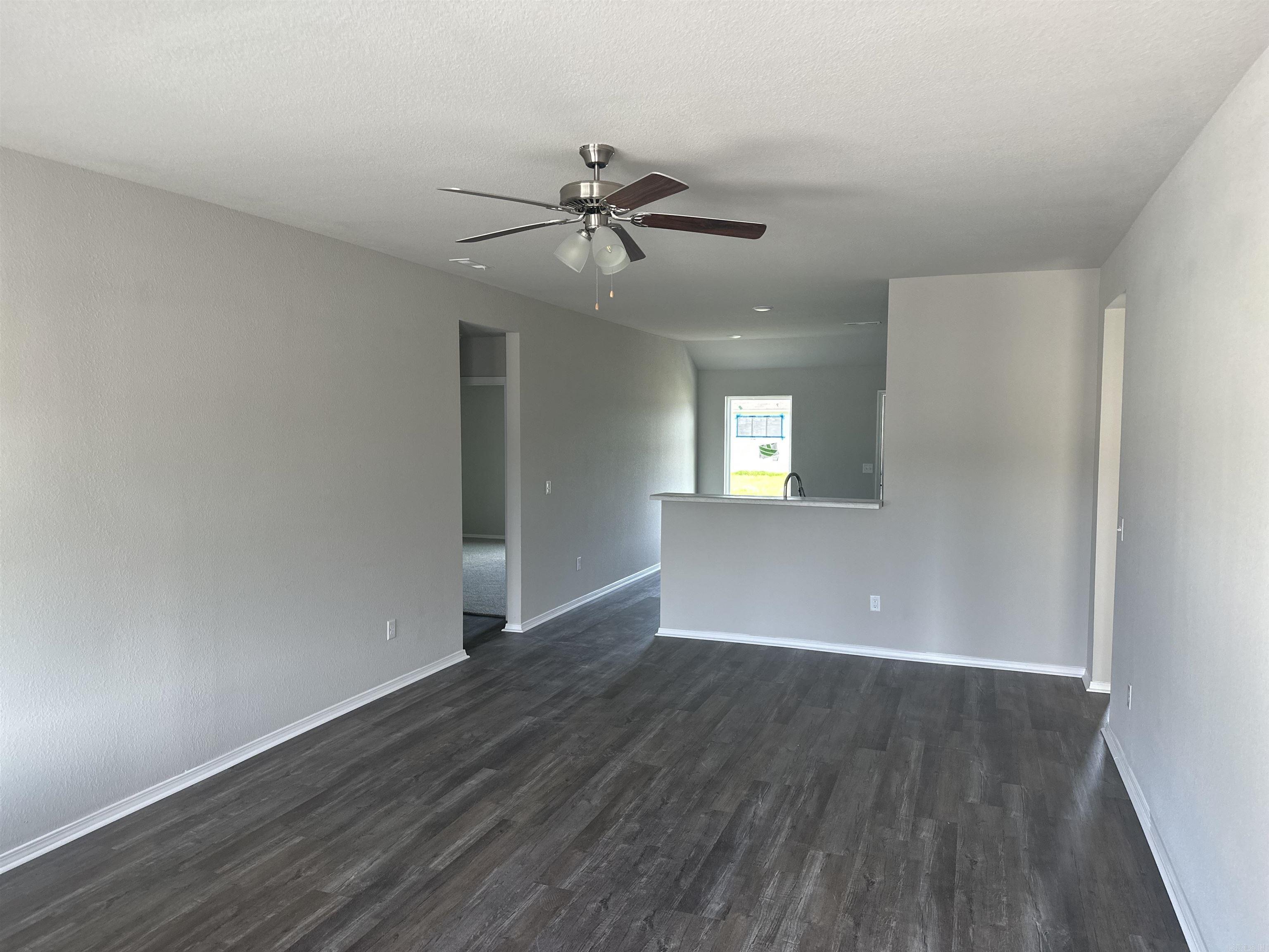 HILLDALE CROSSING - Residential