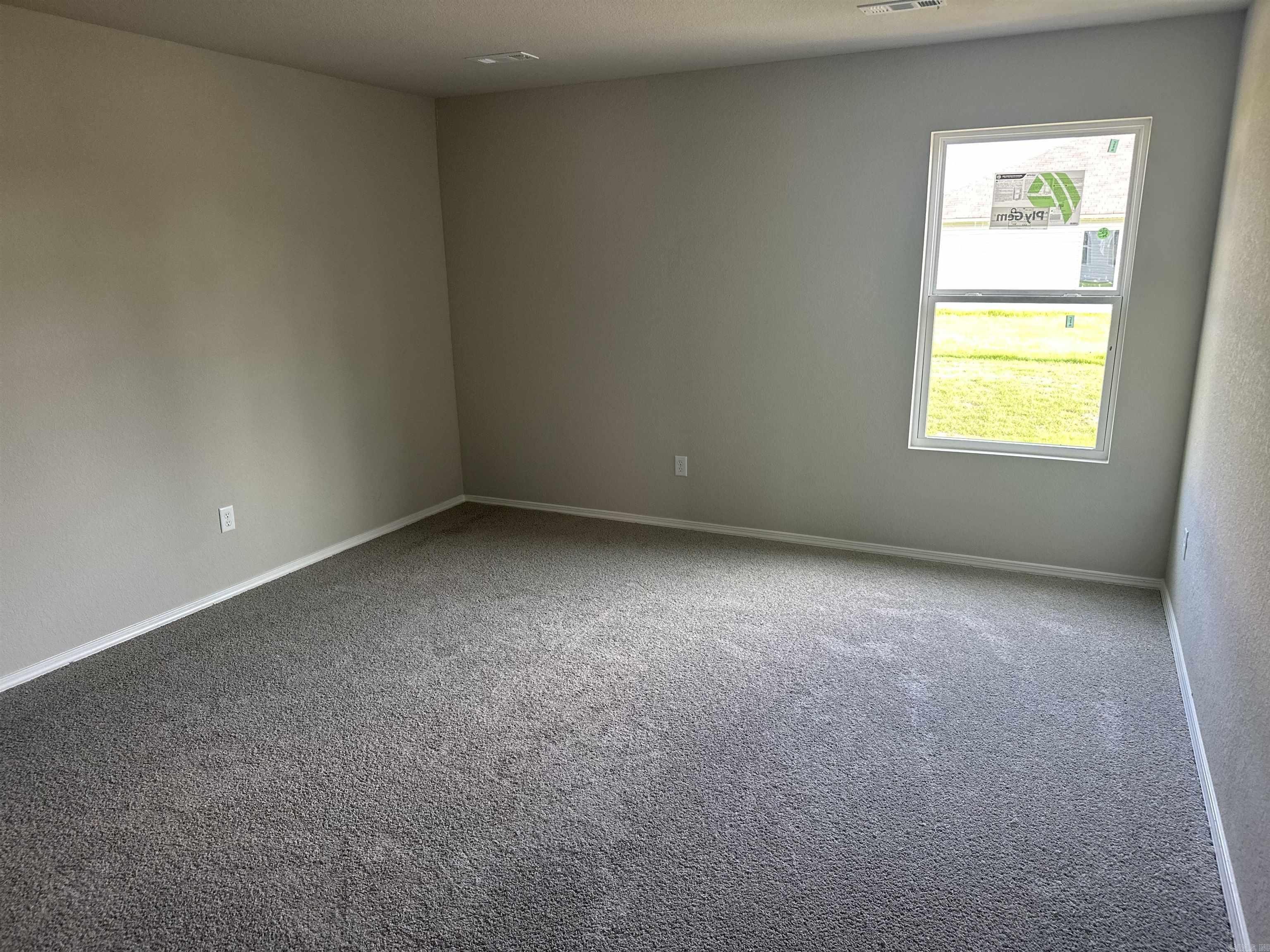 HILLDALE CROSSING - Residential