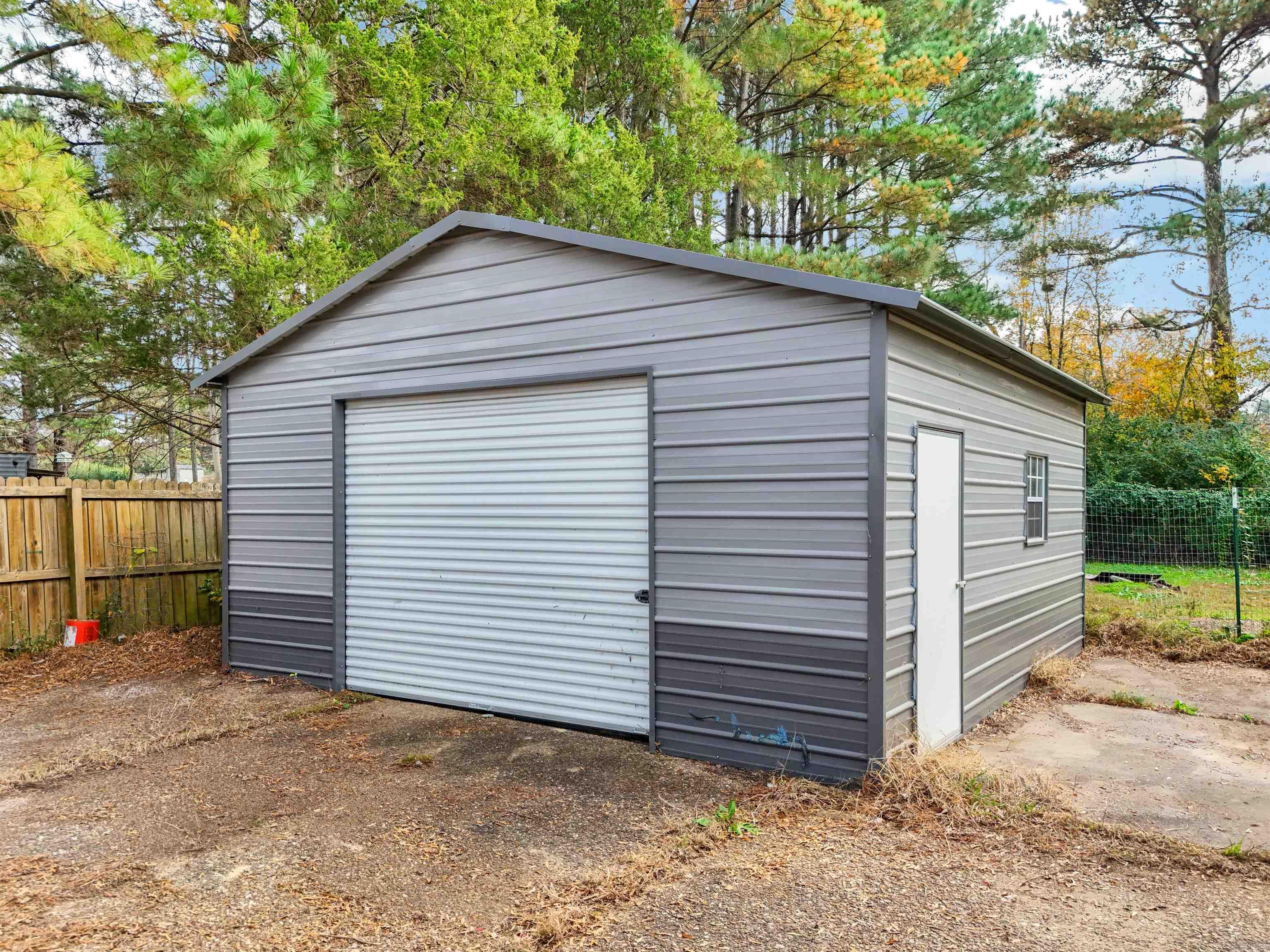 BIG OAK - Residential