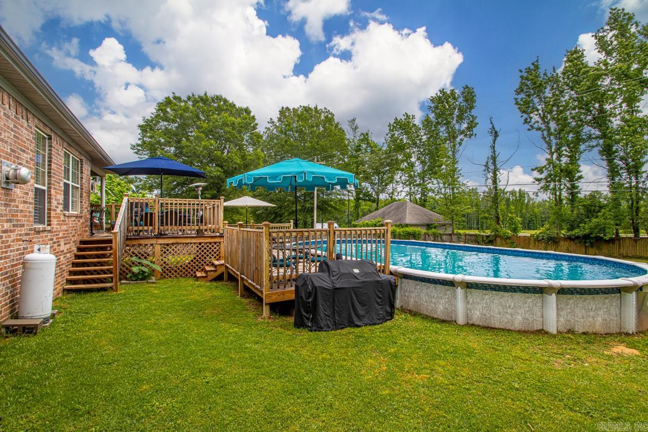 AUSTIN VILLAGE - Residential