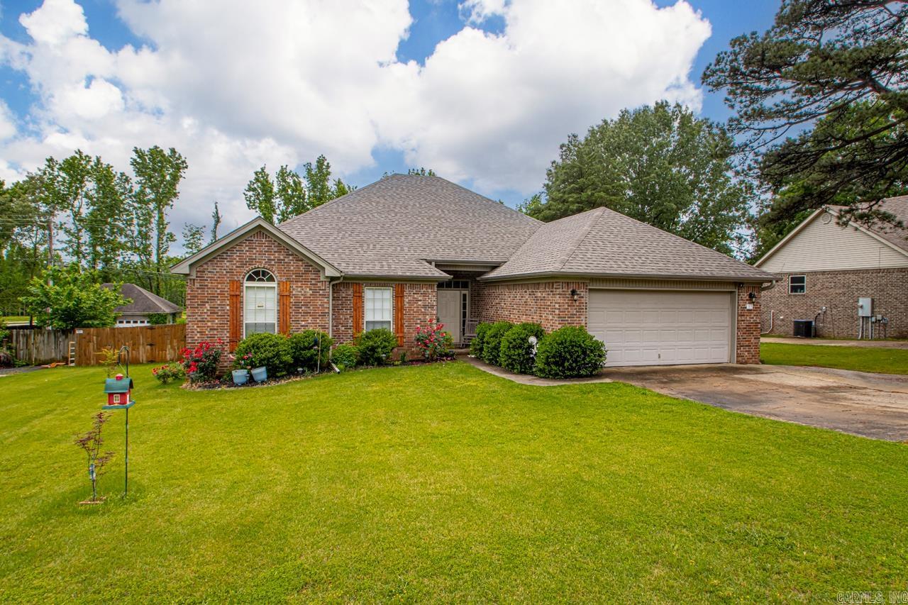 AUSTIN VILLAGE - Residential