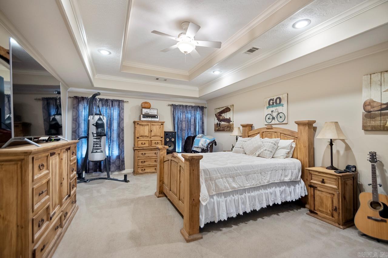 AUSTIN VILLAGE - Residential