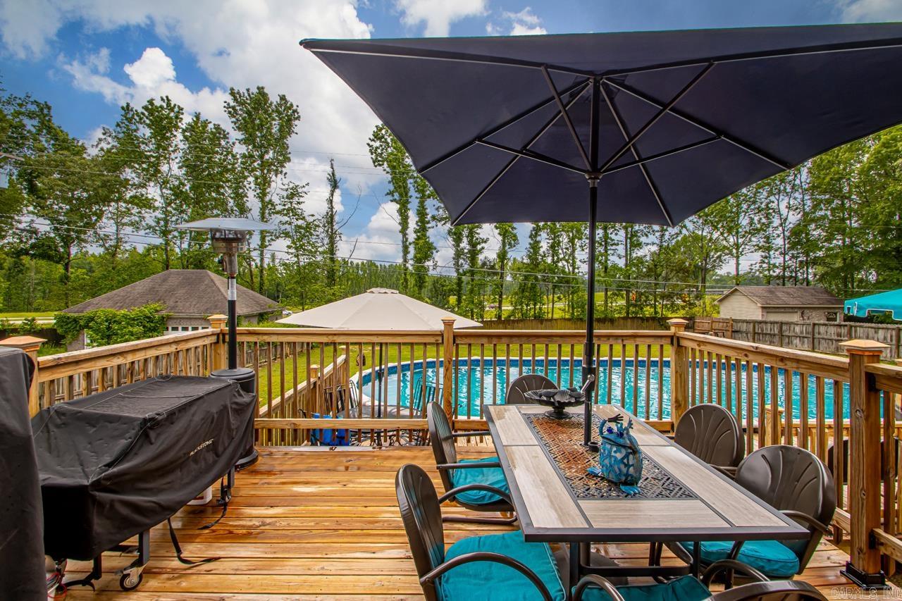 AUSTIN VILLAGE - Residential