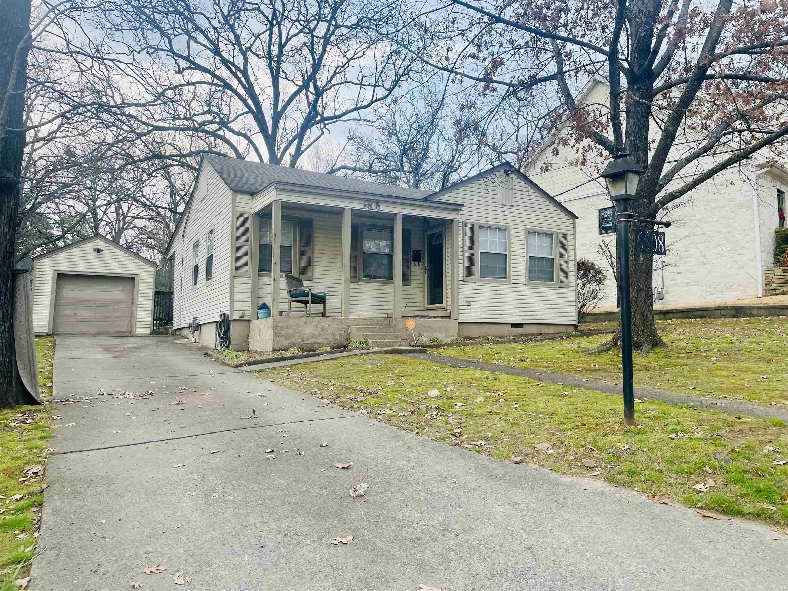 WESTOVER HILLS - Residential