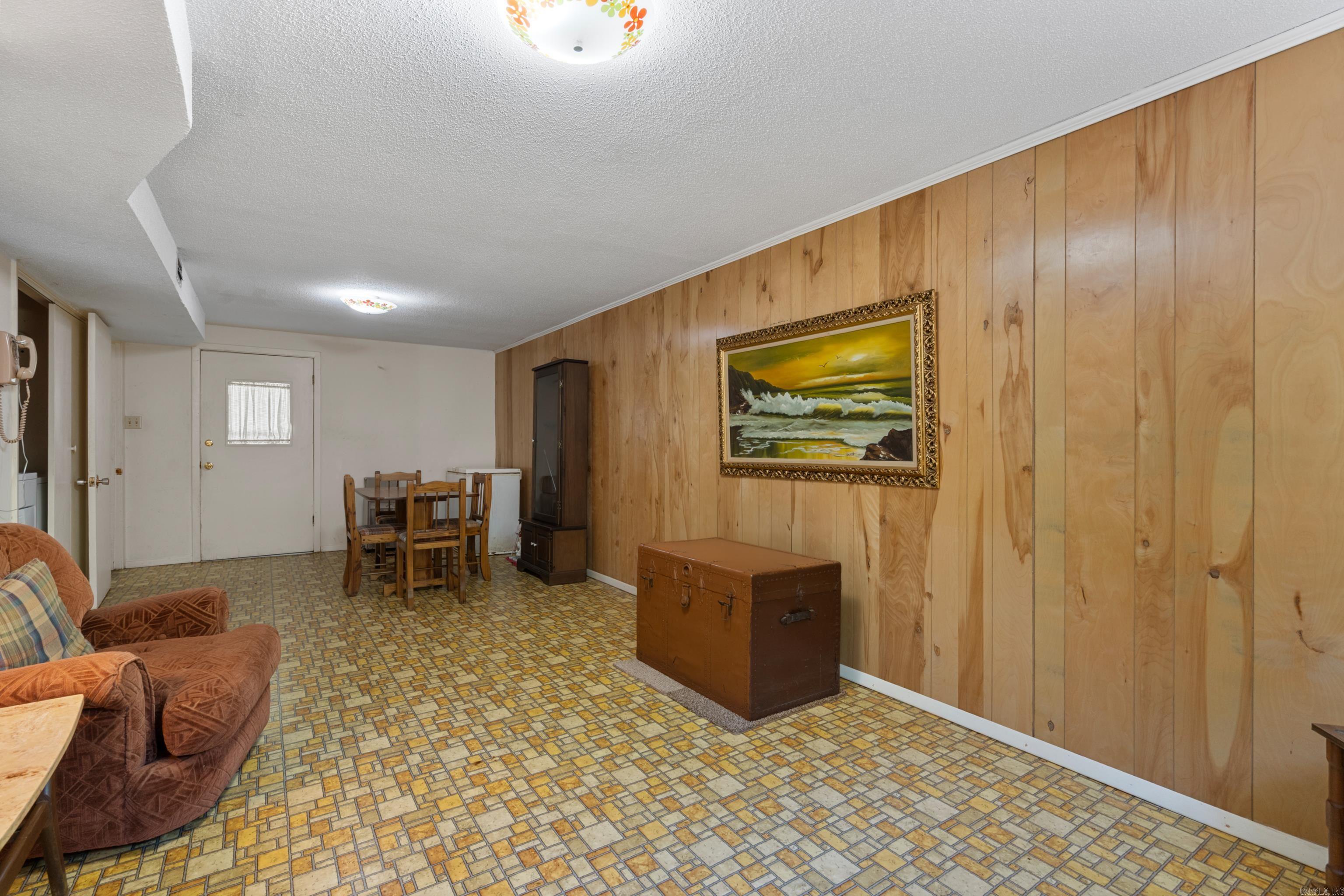 GREEN ACRES ESTATES - Residential