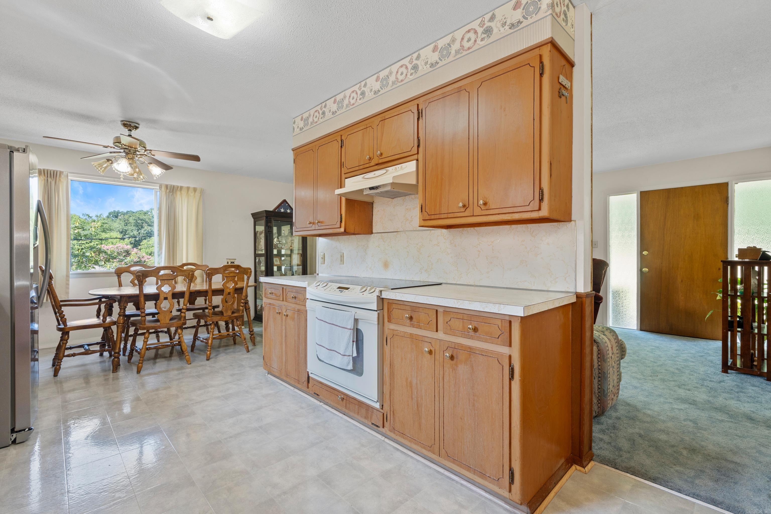 GREEN ACRES ESTATES - Residential