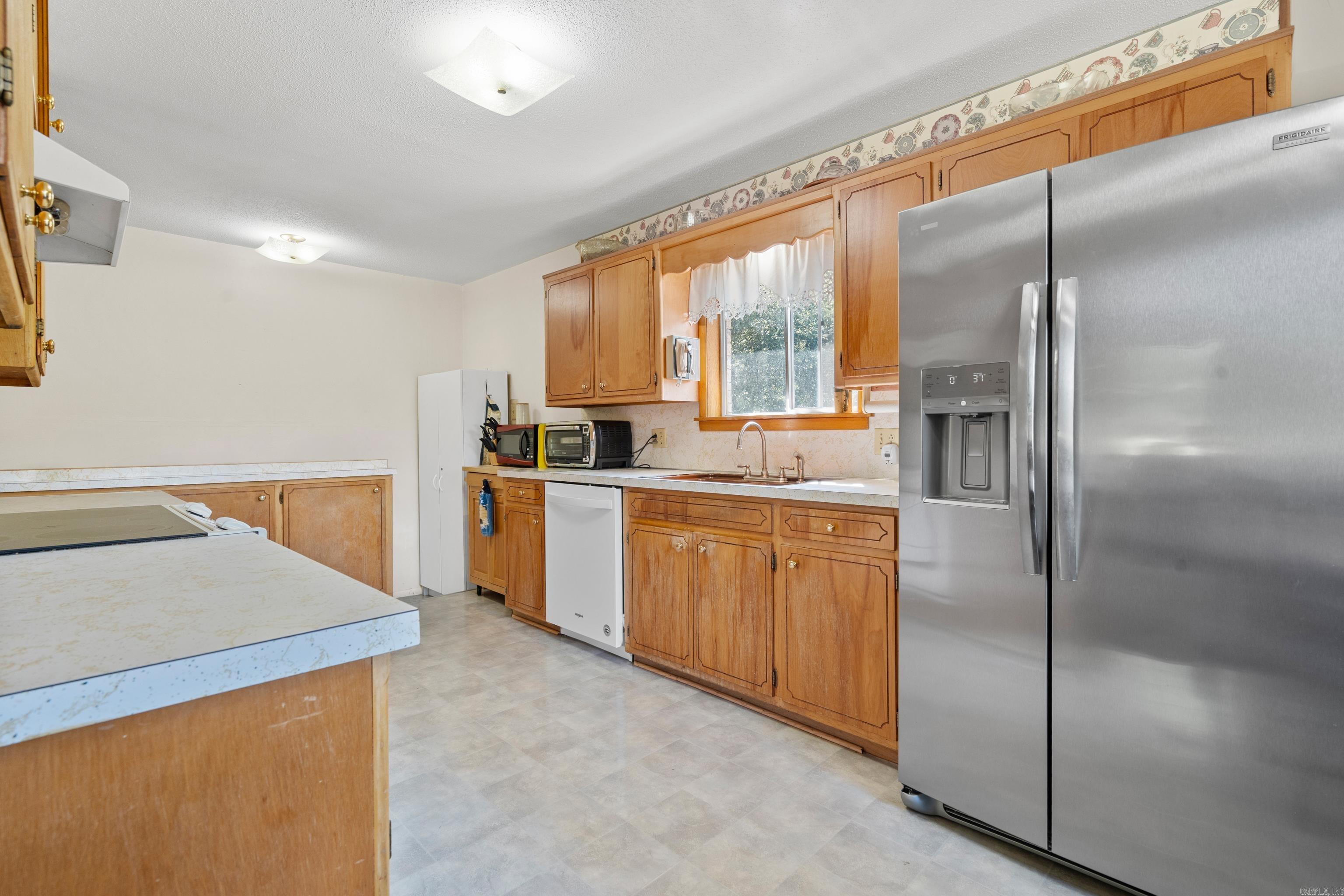 GREEN ACRES ESTATES - Residential