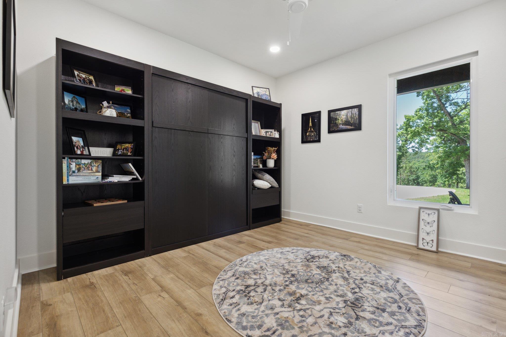 LAKEVIEW WEST - Residential