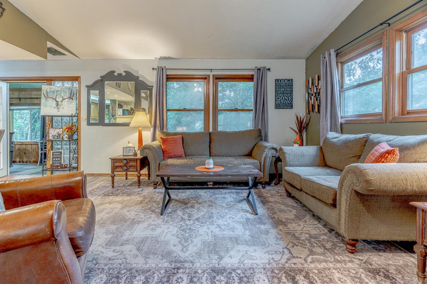 KIMA SECOND - Residential