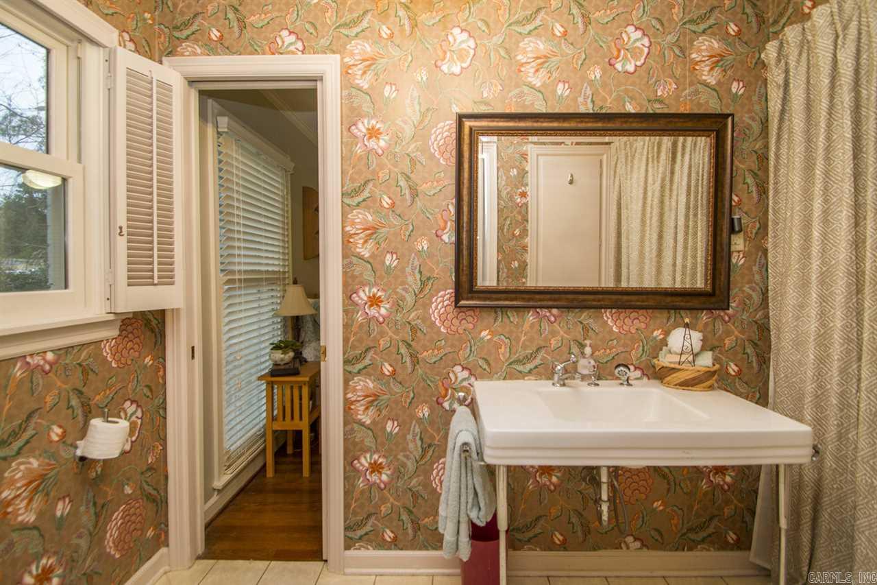 RIVER RIDGE MANOR - Residential