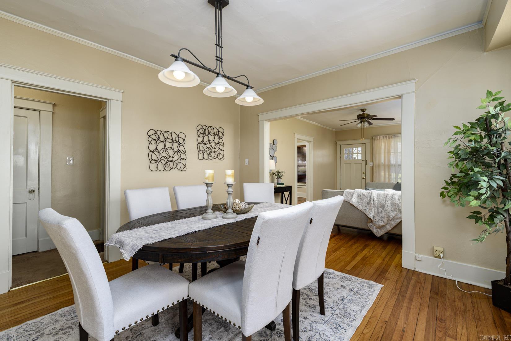 EAST PULASKI HGTS - Residential