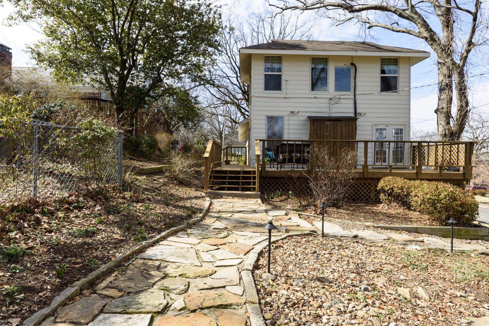 EAST PULASKI HGTS - Residential