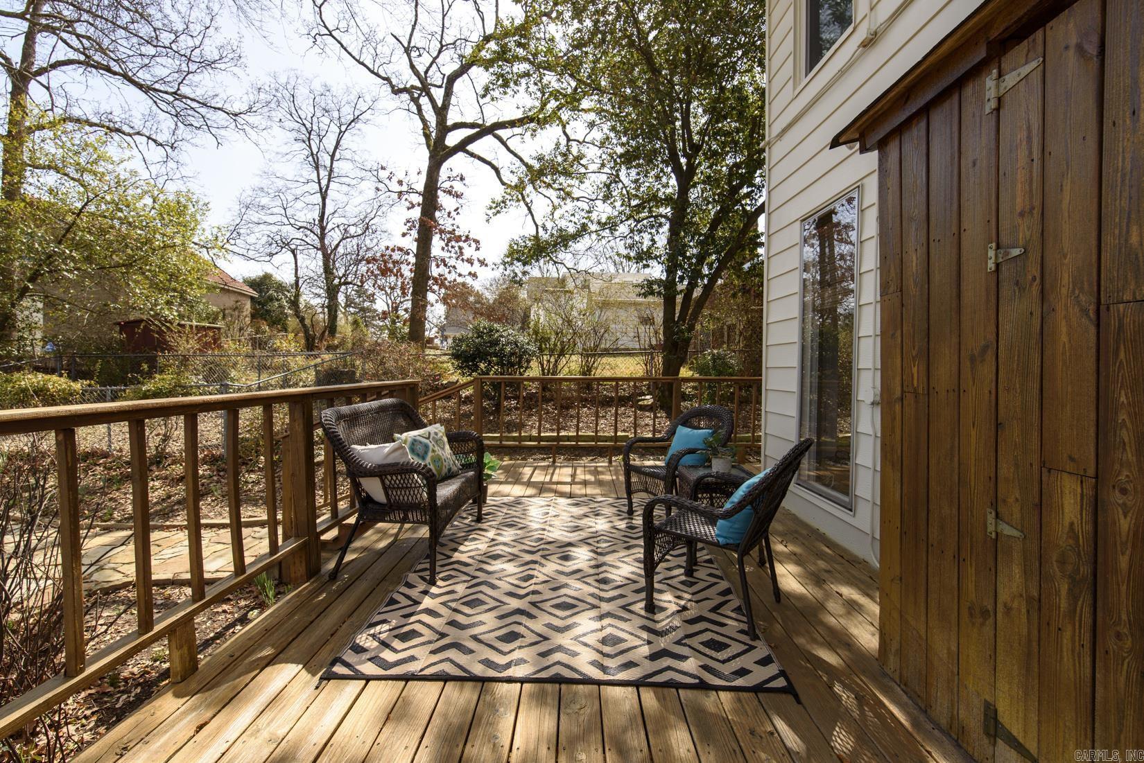 EAST PULASKI HGTS - Residential