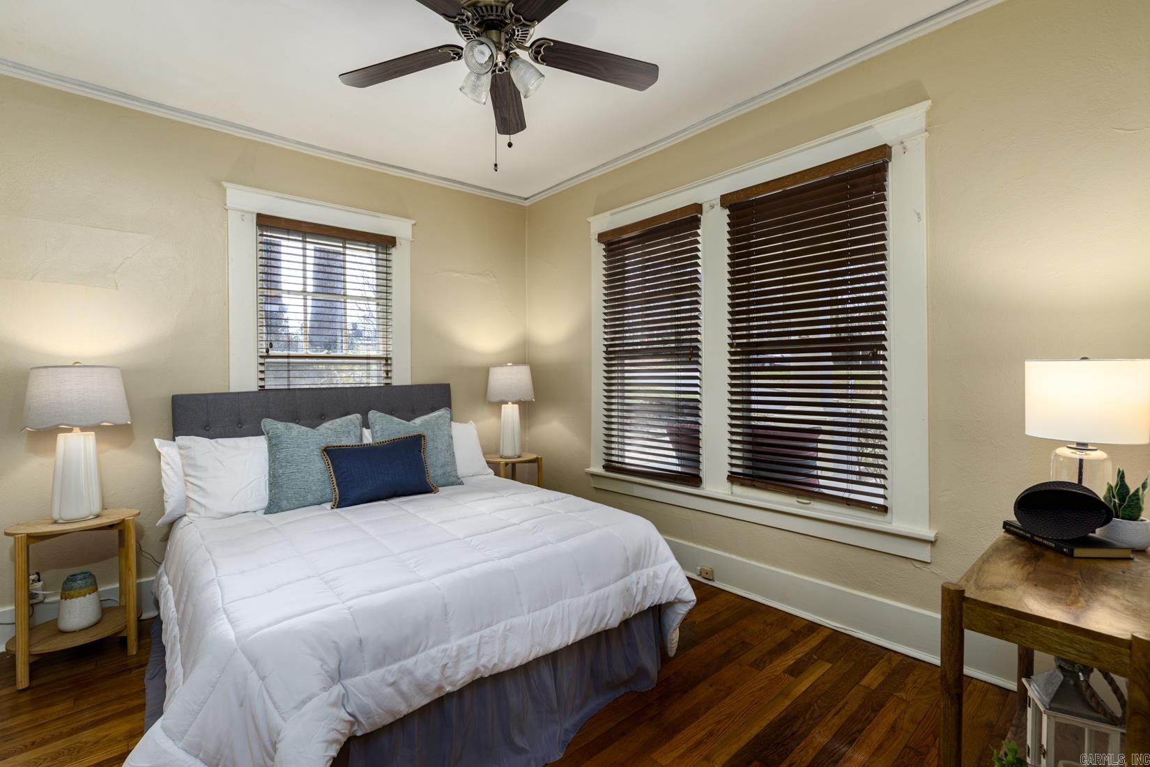 EAST PULASKI HGTS - Residential