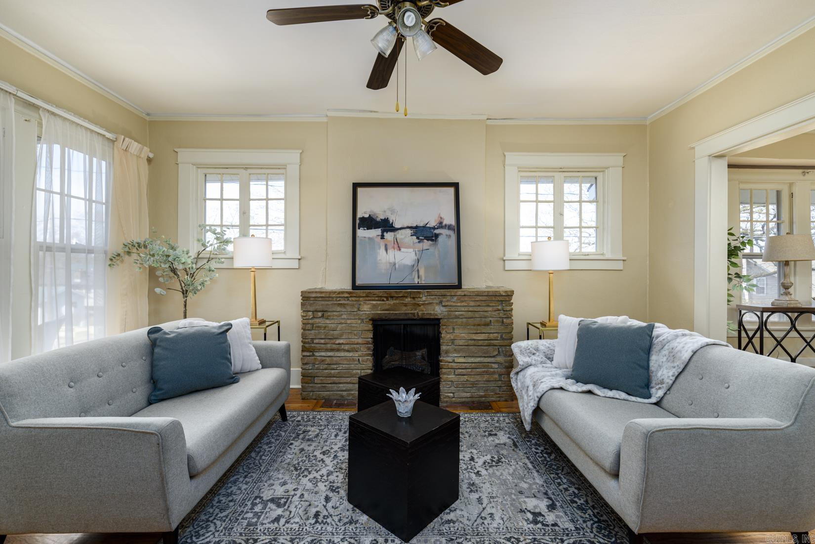 EAST PULASKI HGTS - Residential