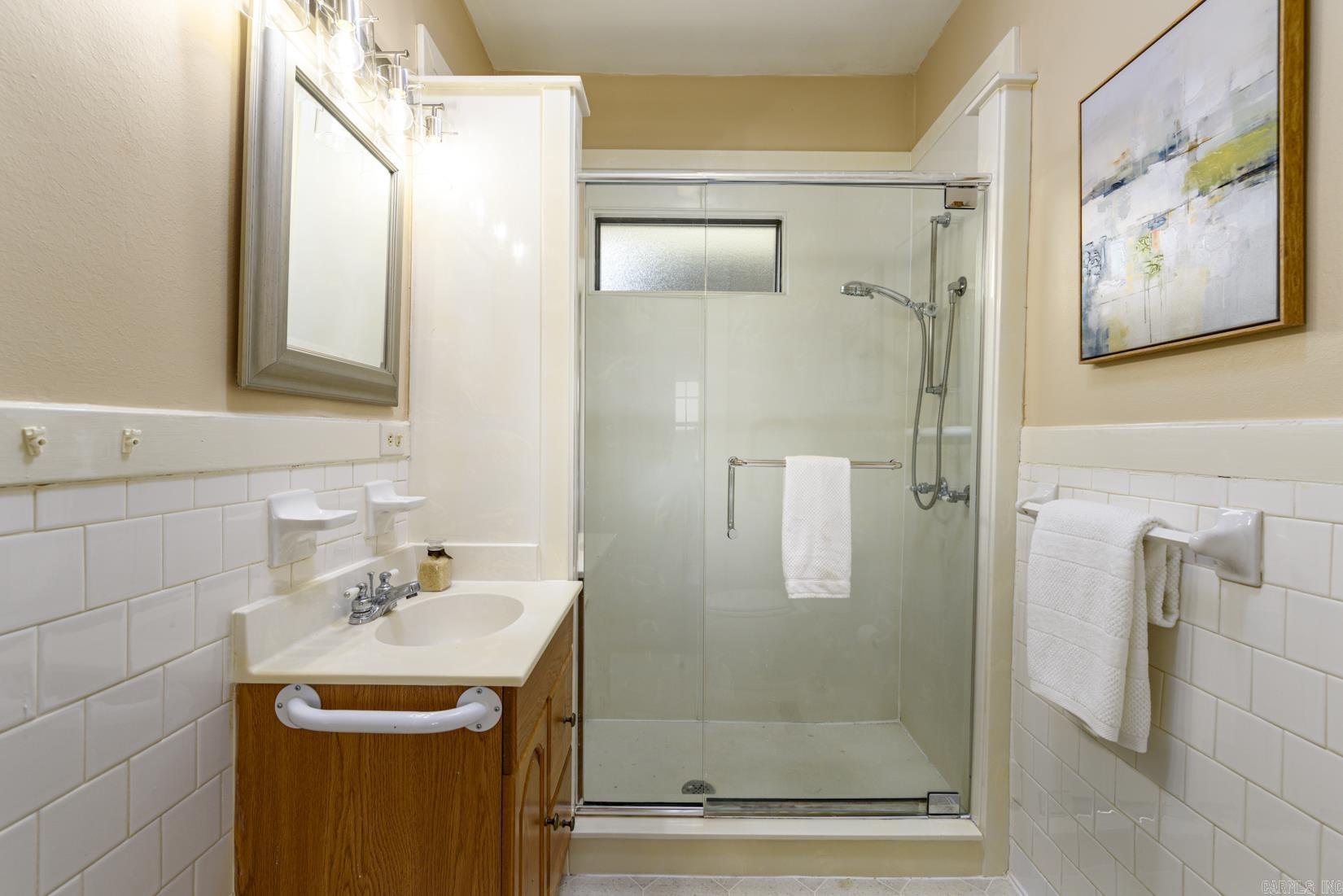 EAST PULASKI HGTS - Residential