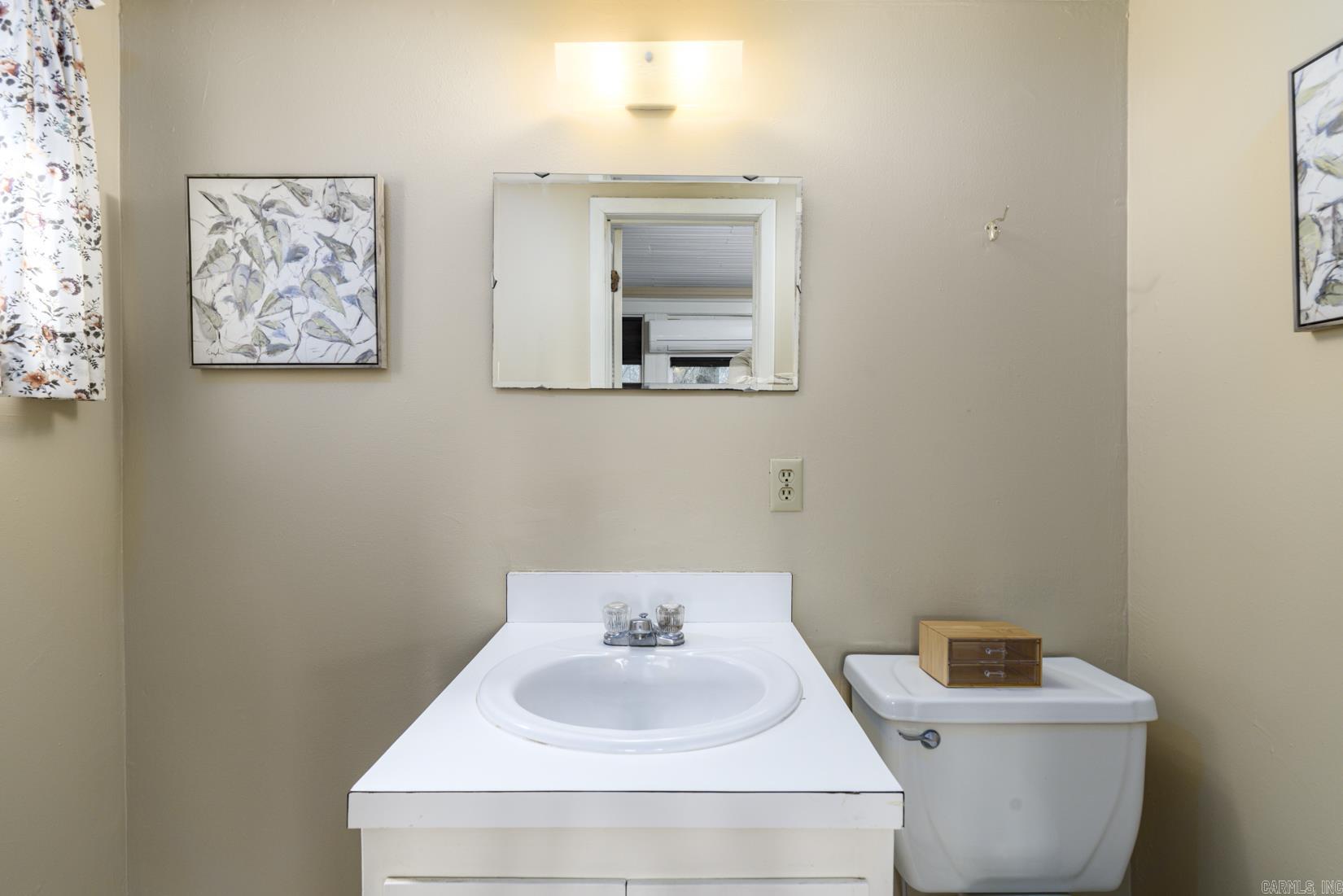 EAST PULASKI HGTS - Residential