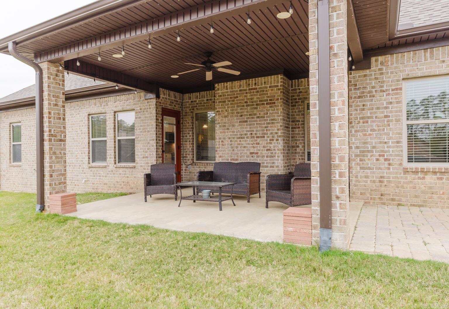 STONEGATE - Residential