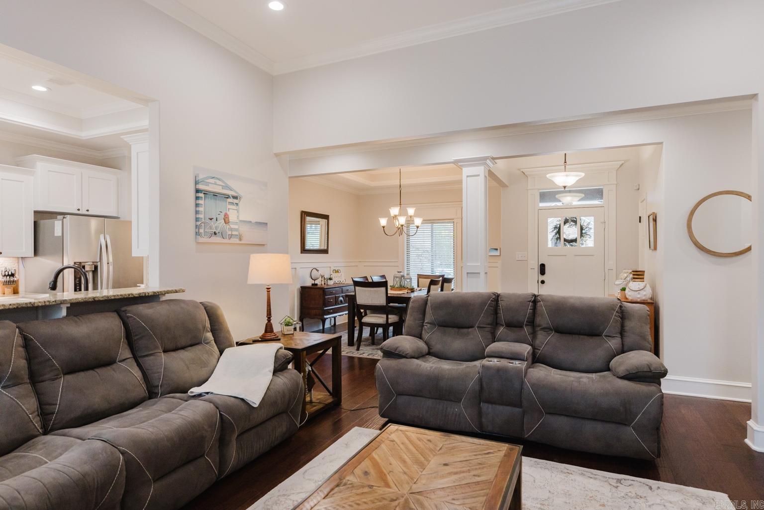 STONEGATE - Residential